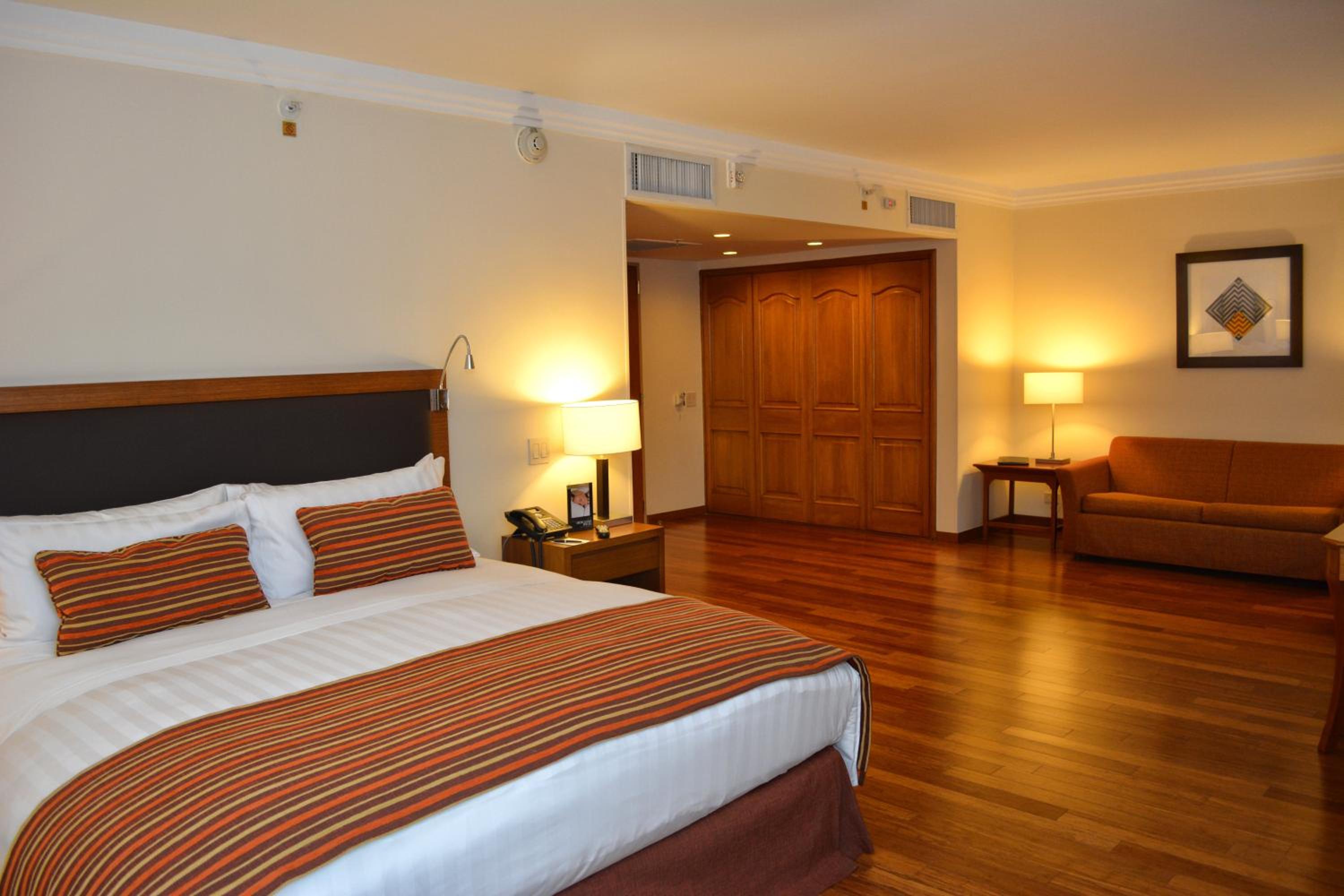 Classic Room - Photo 2