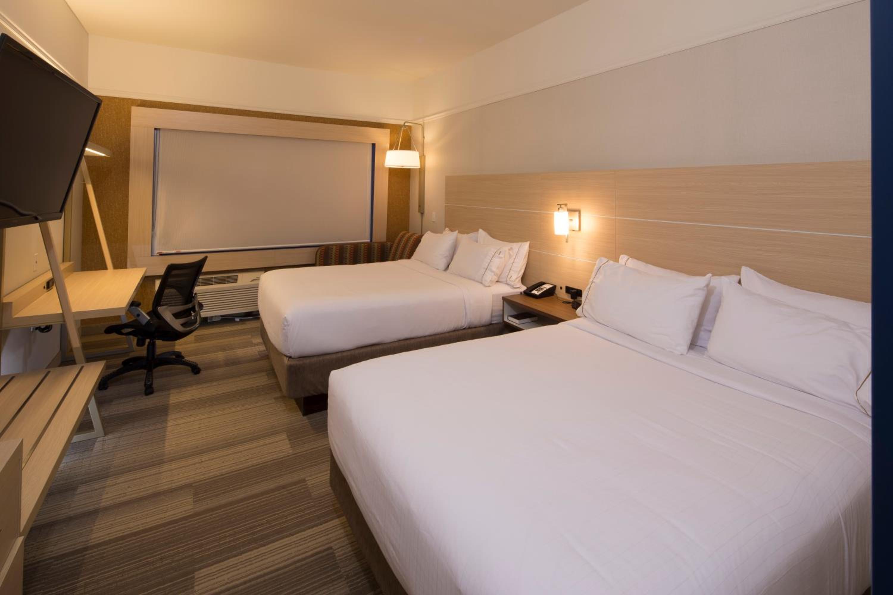 Standard Room photo 2