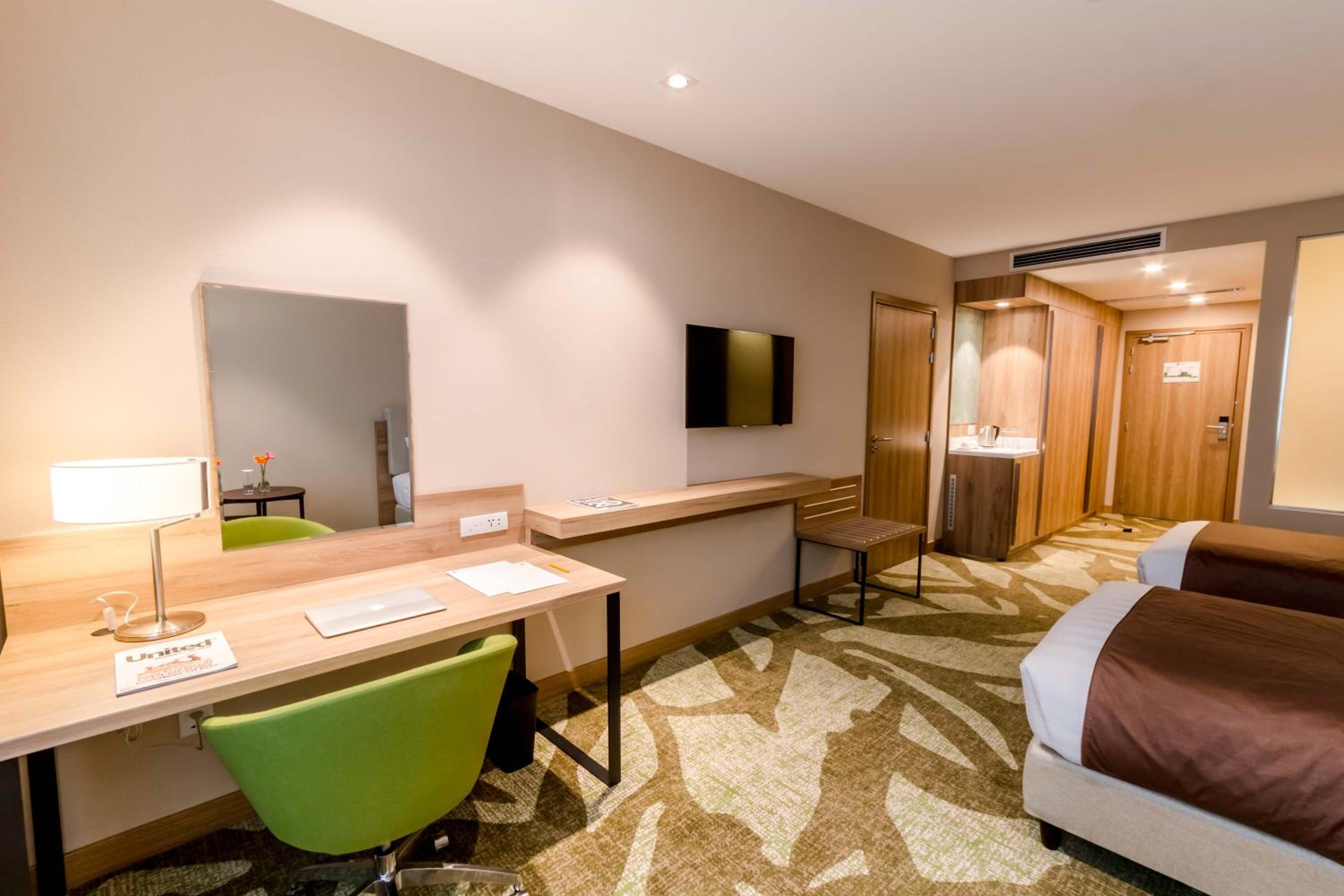 Standard Twin Room photo 2