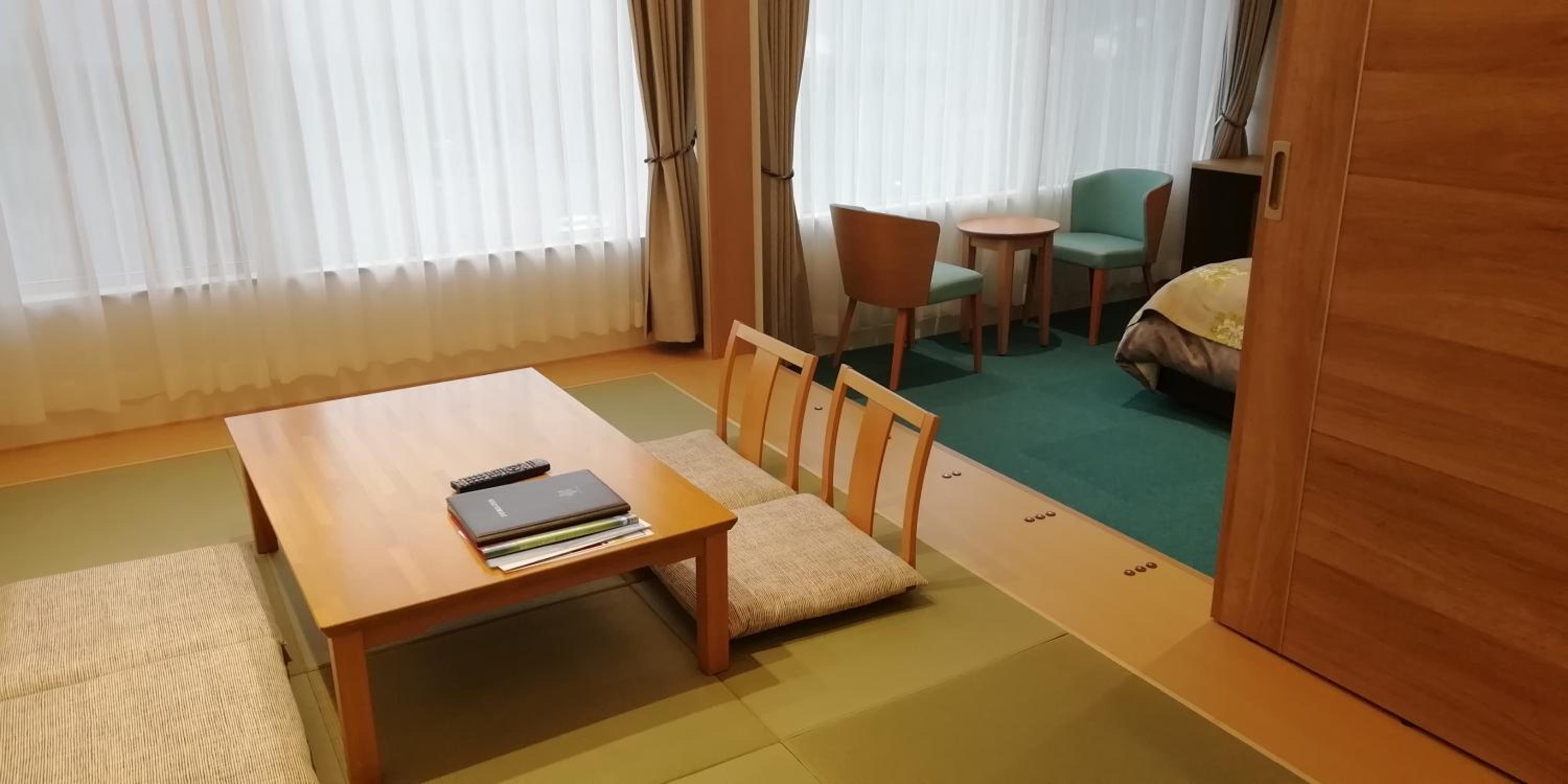 Renovated Room with Tatami Area and Garden View - Non-Smoking photo 1