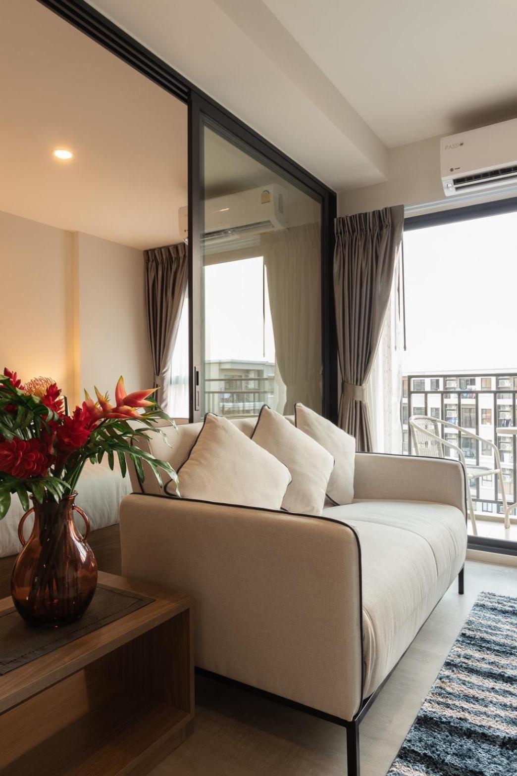 One-Bedroom Apartment - Photo 39