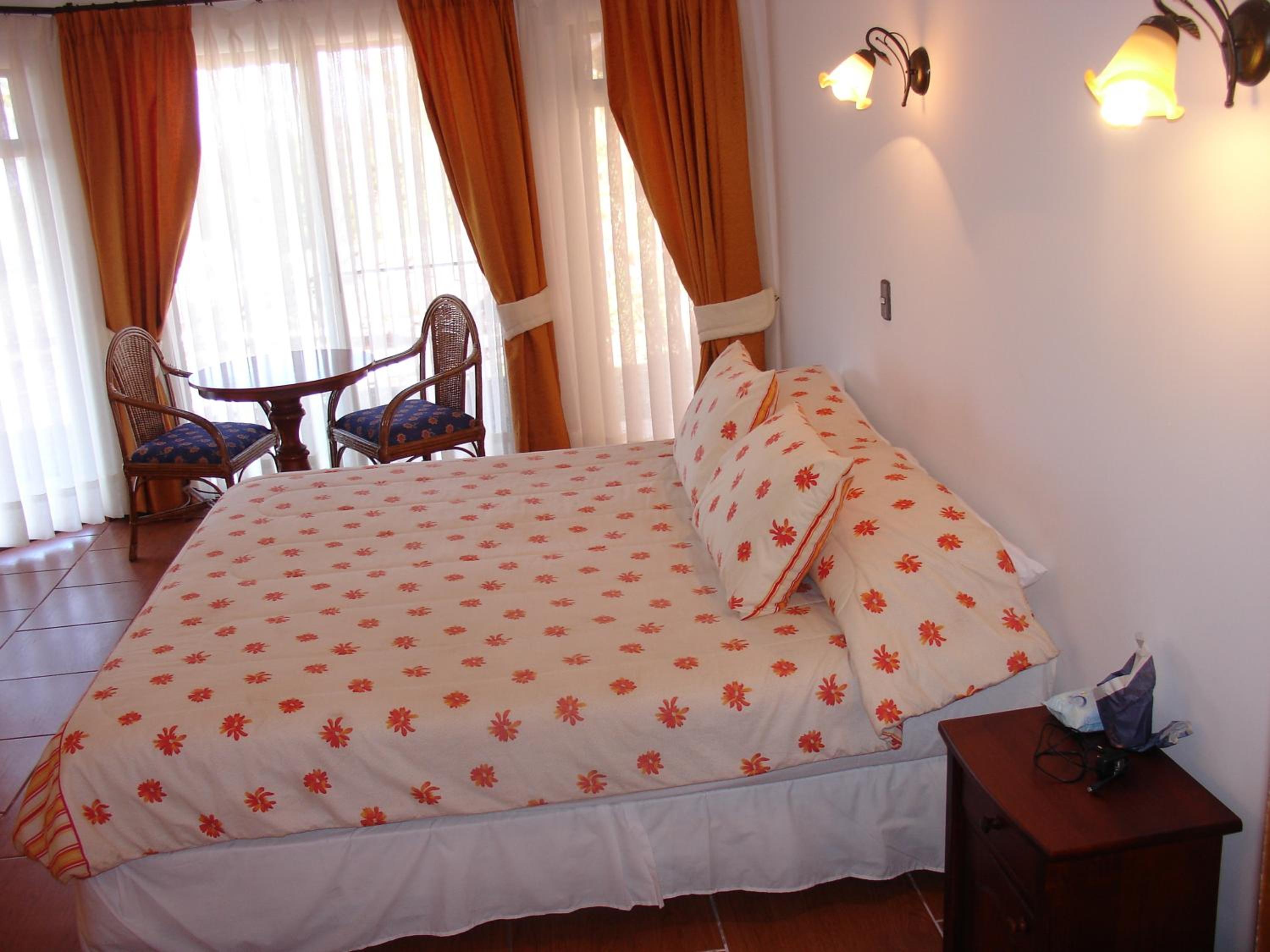 Superior Double or Twin Room photo 3