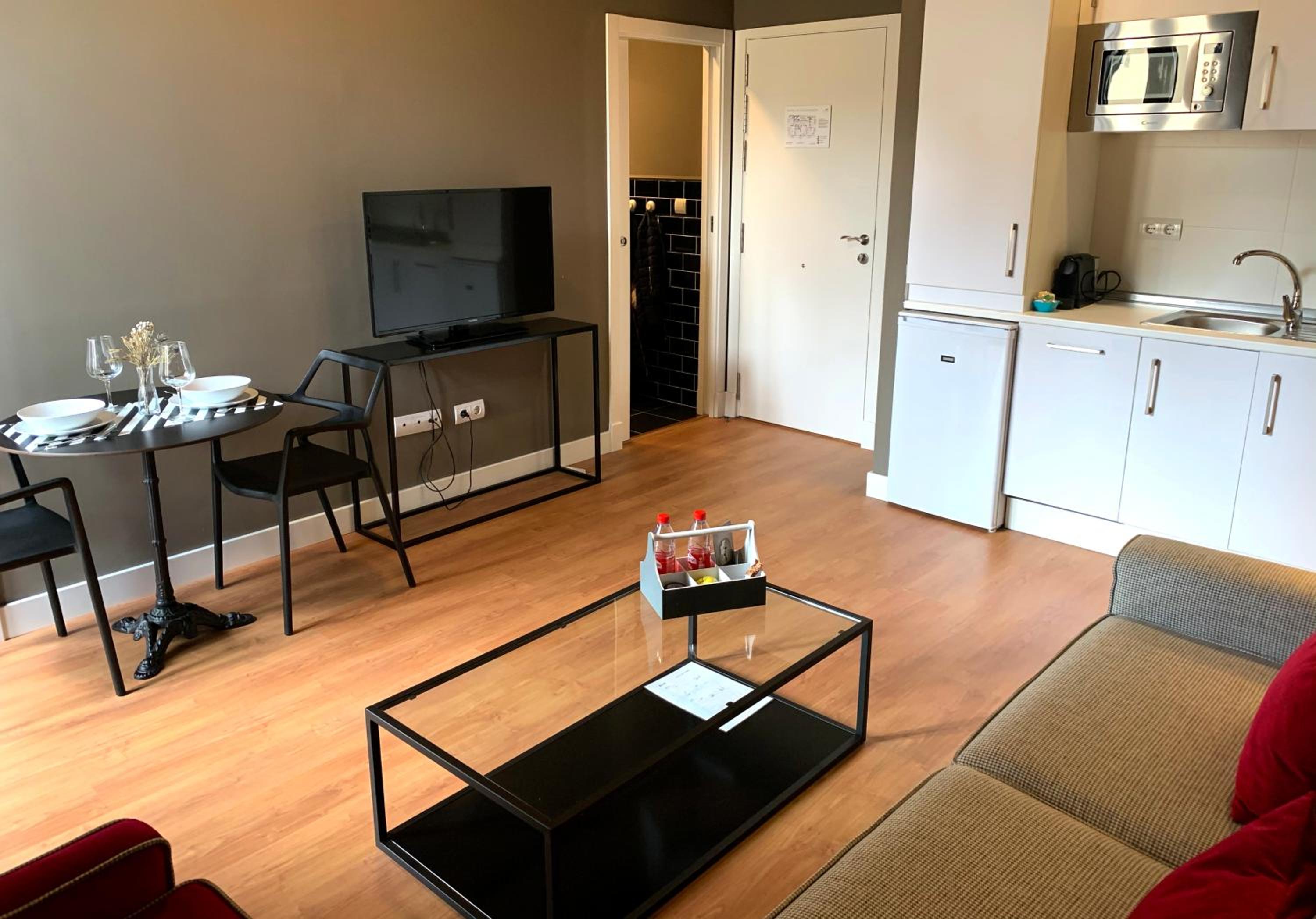 Superior Apartment - Photo 6