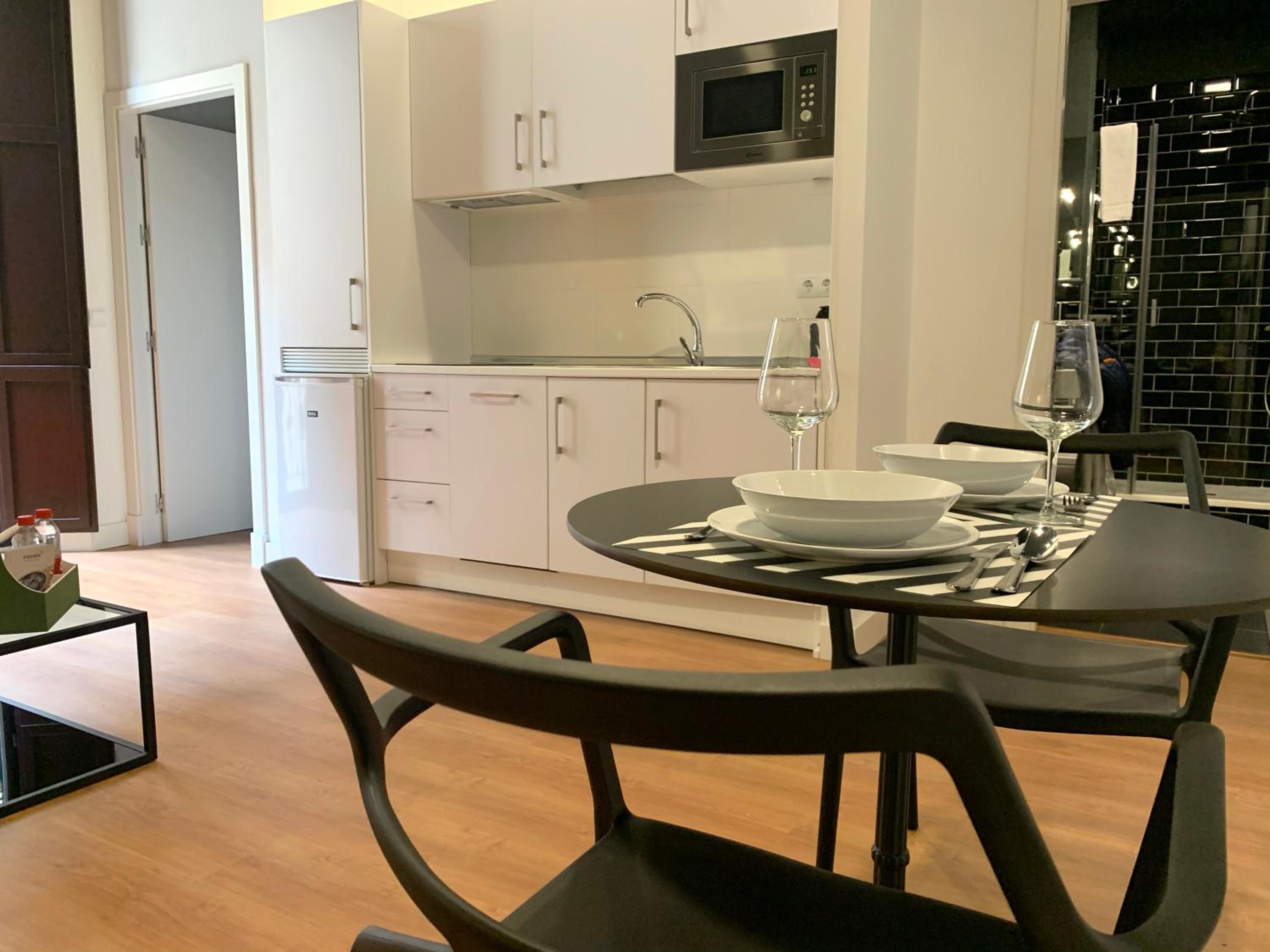 Standard Apartment - Photo 9