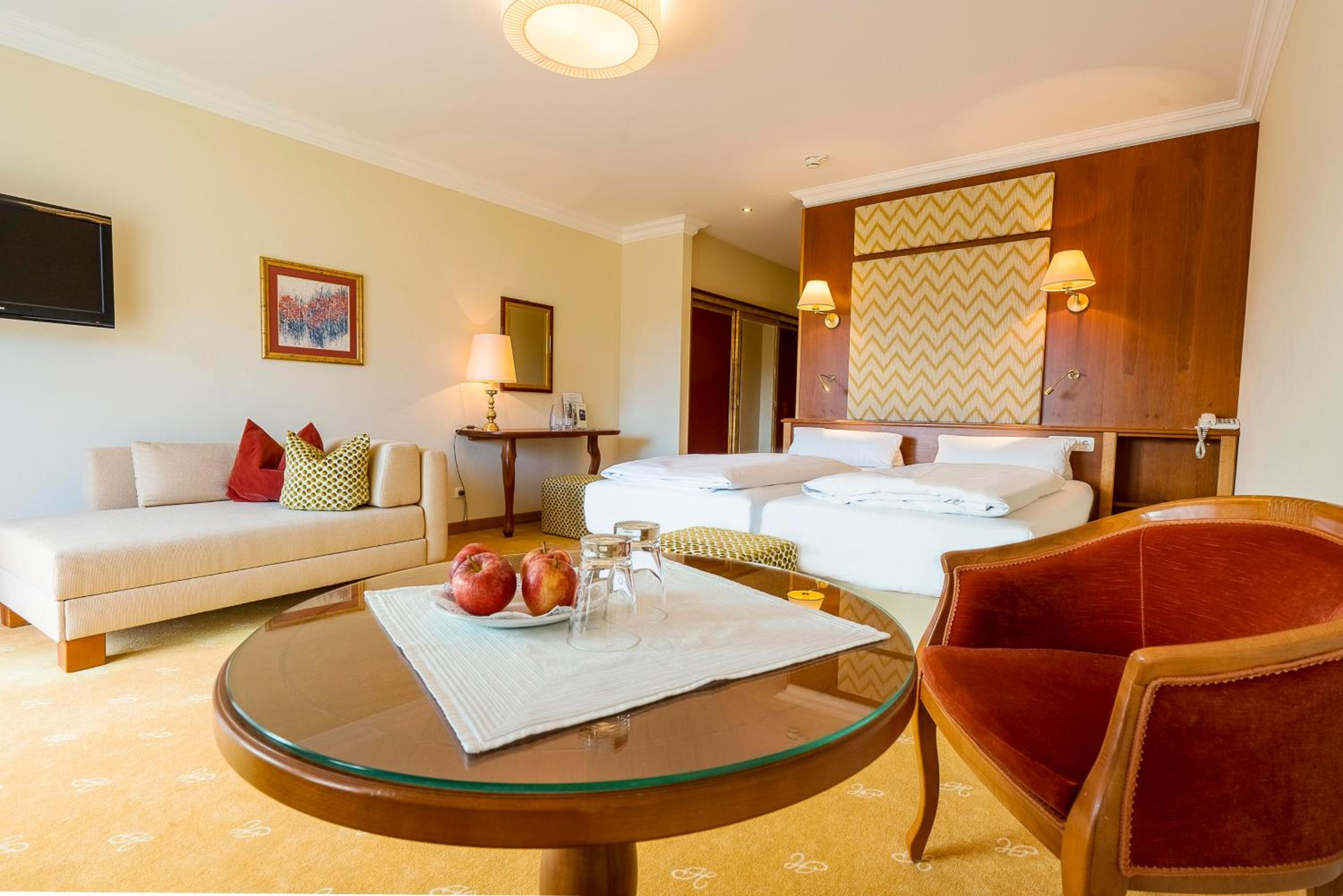 Superior Room with Lake View photo 3
