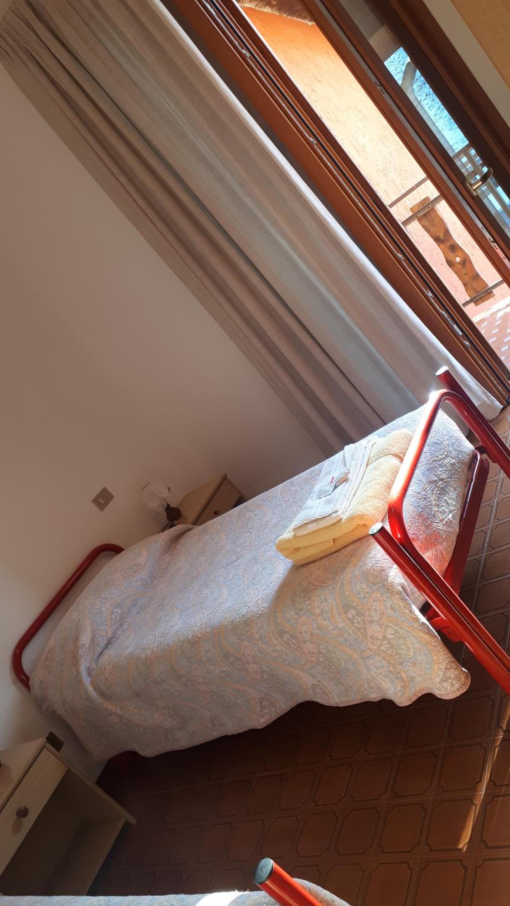 Single Room photo 1