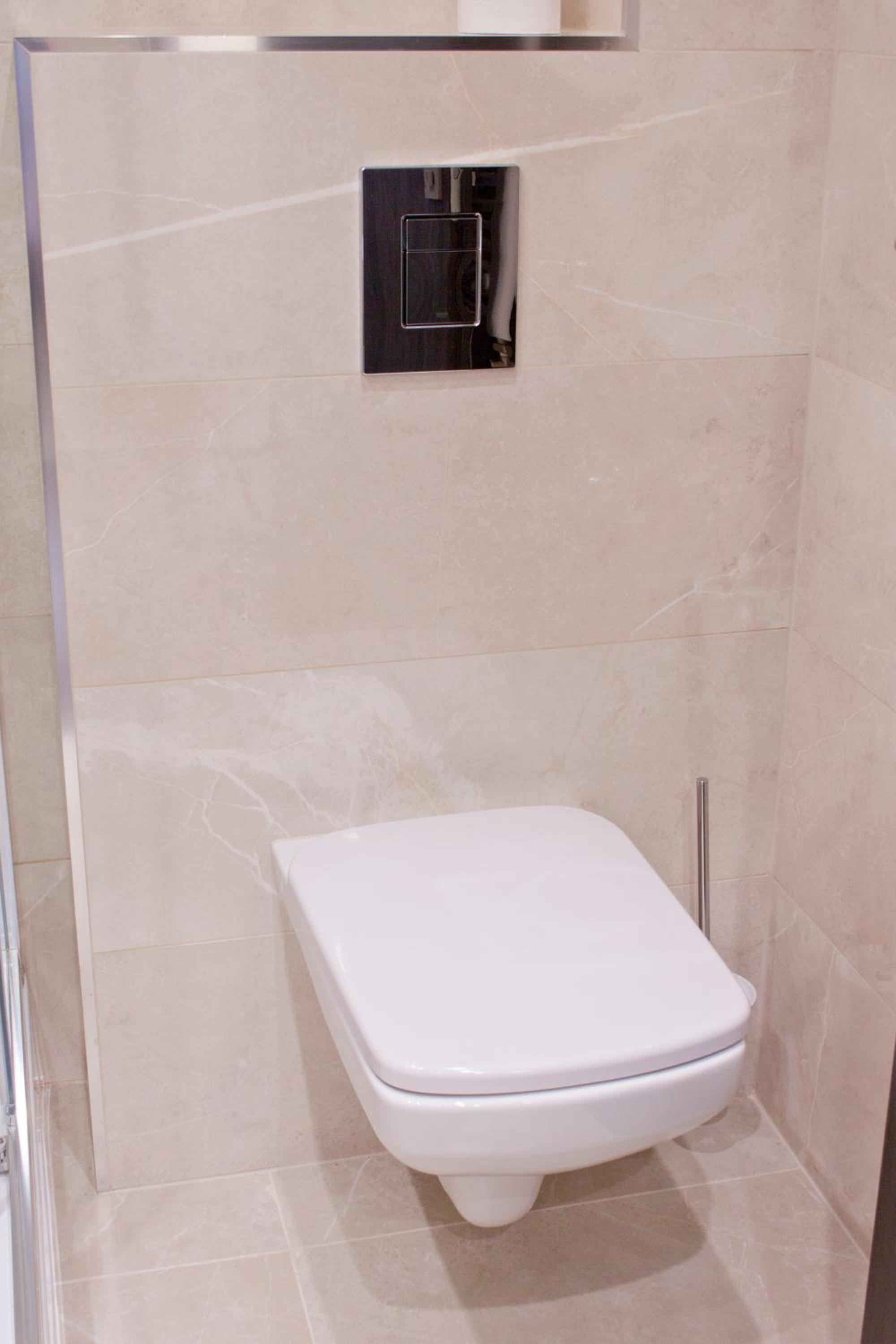 Double Room with Private Bathroom - Photo 8