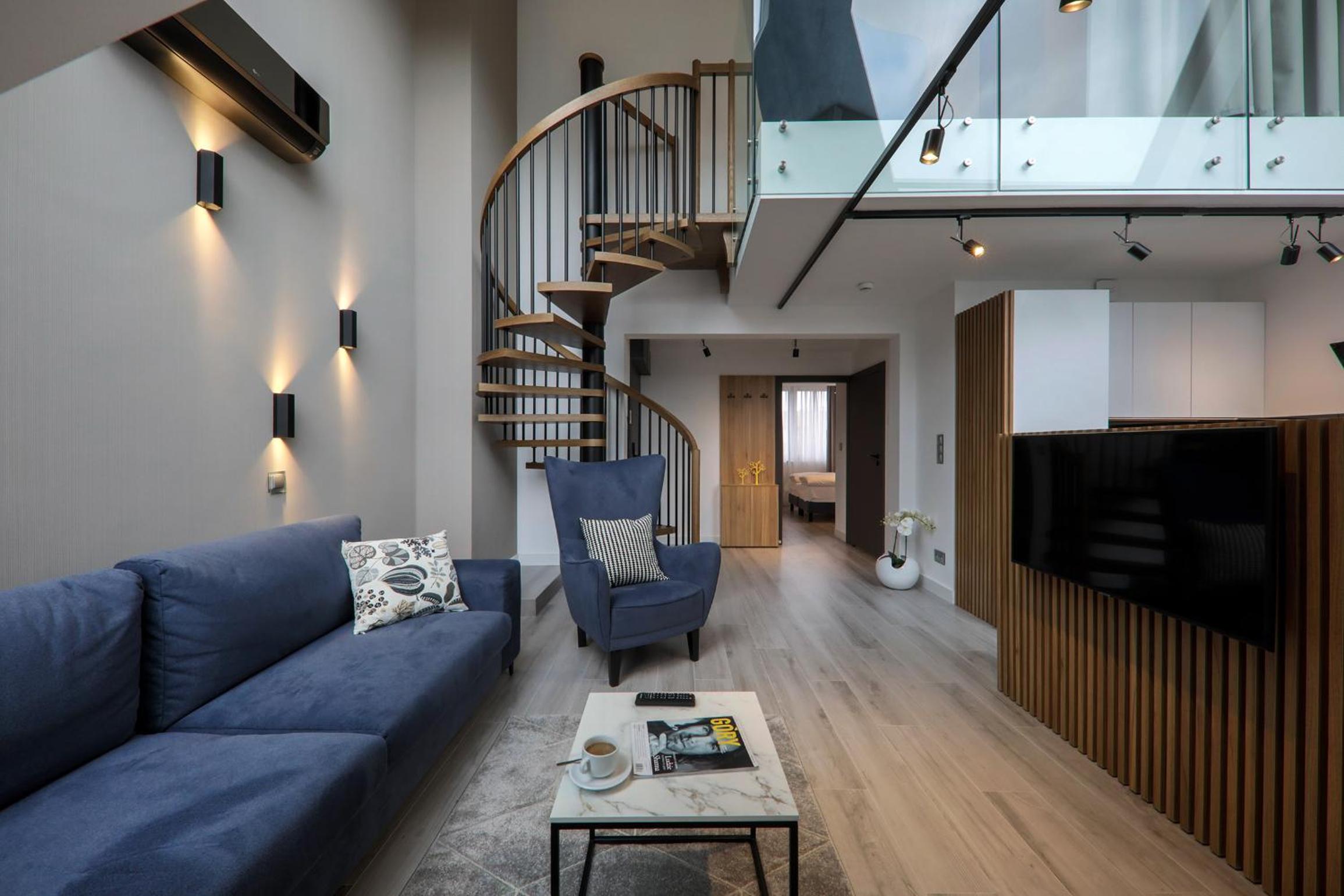 Penthouse Apartment - Photo 9