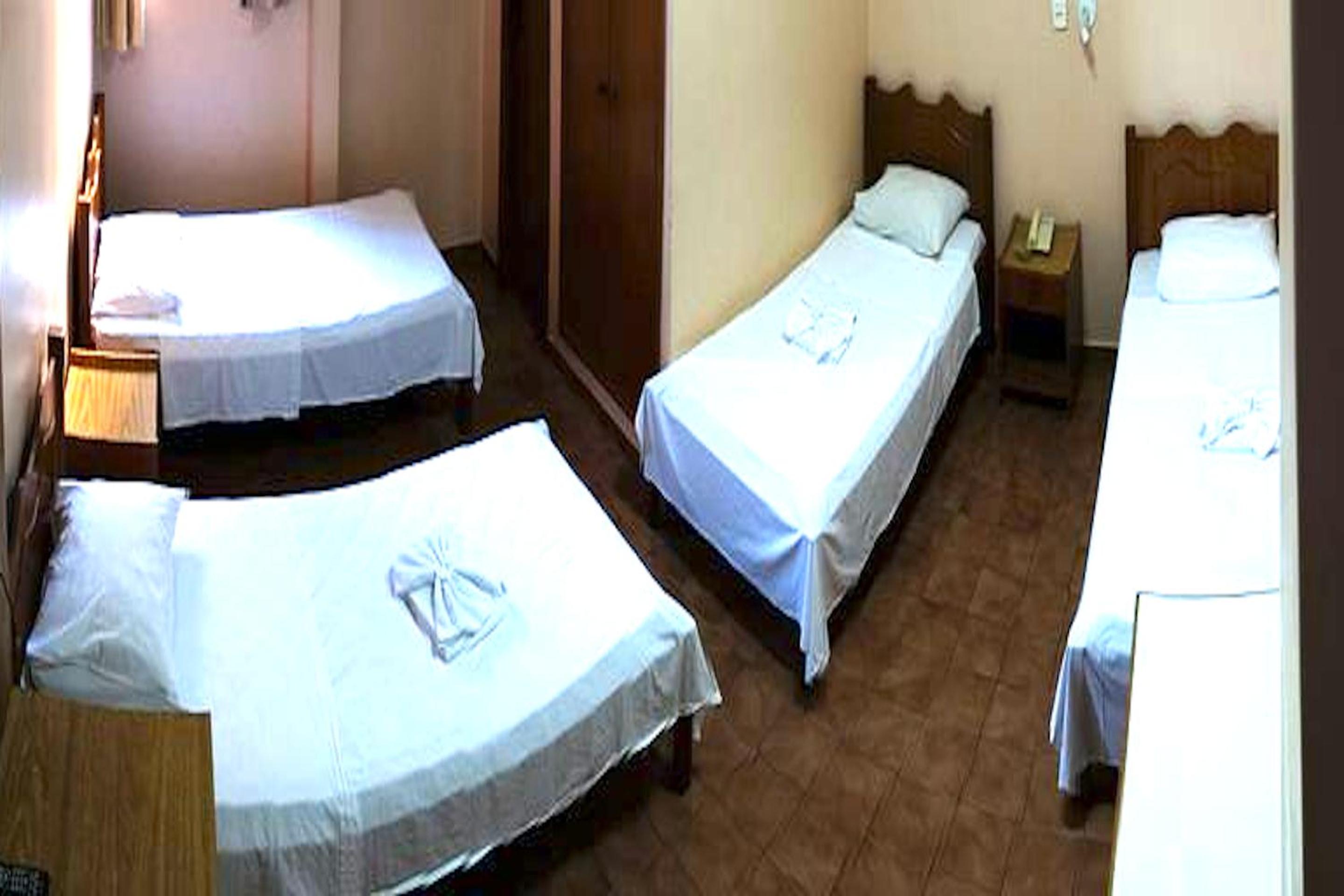 Quadruple Room - Photo 4