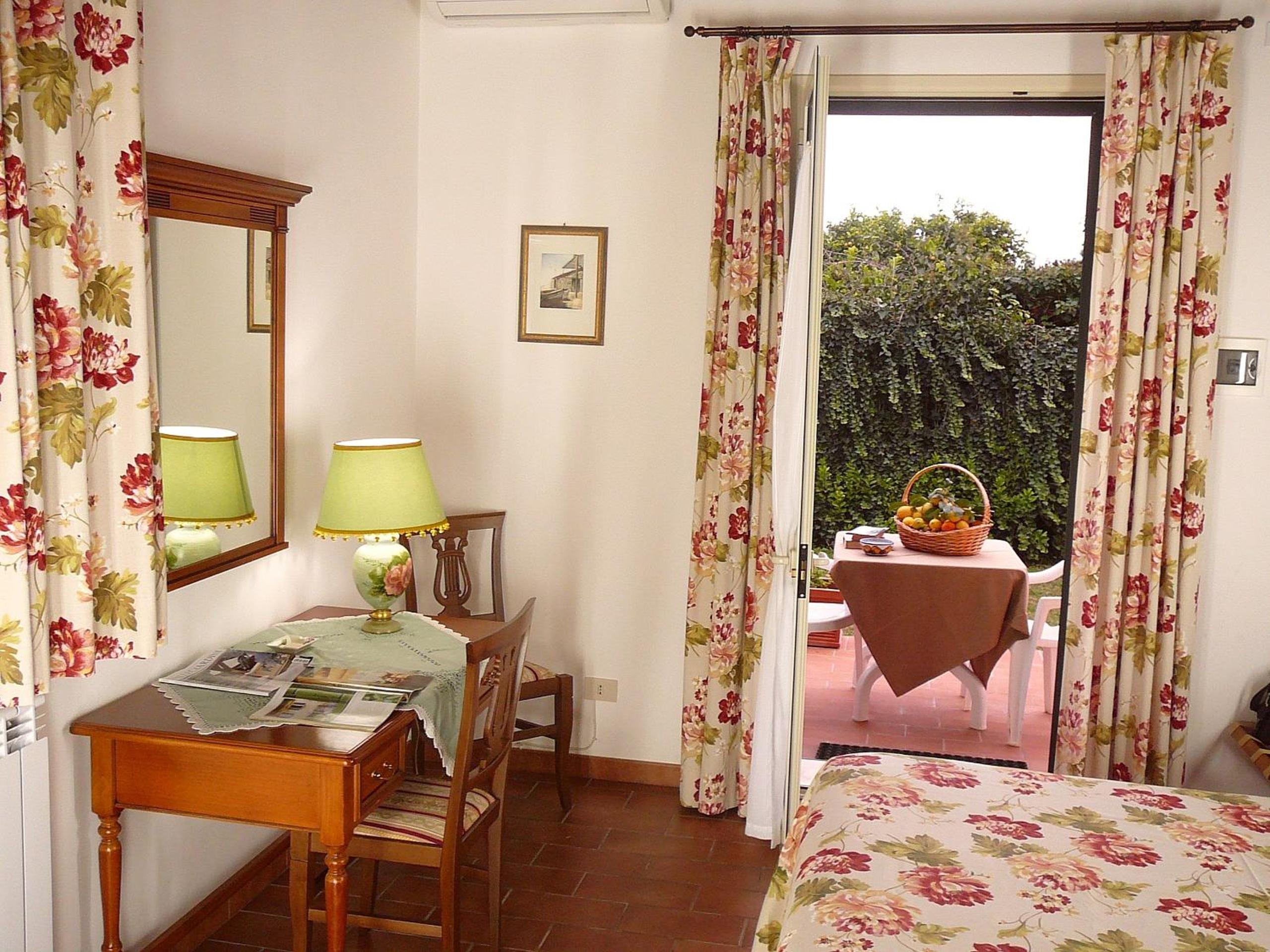 Double or Twin Room - Photo 1