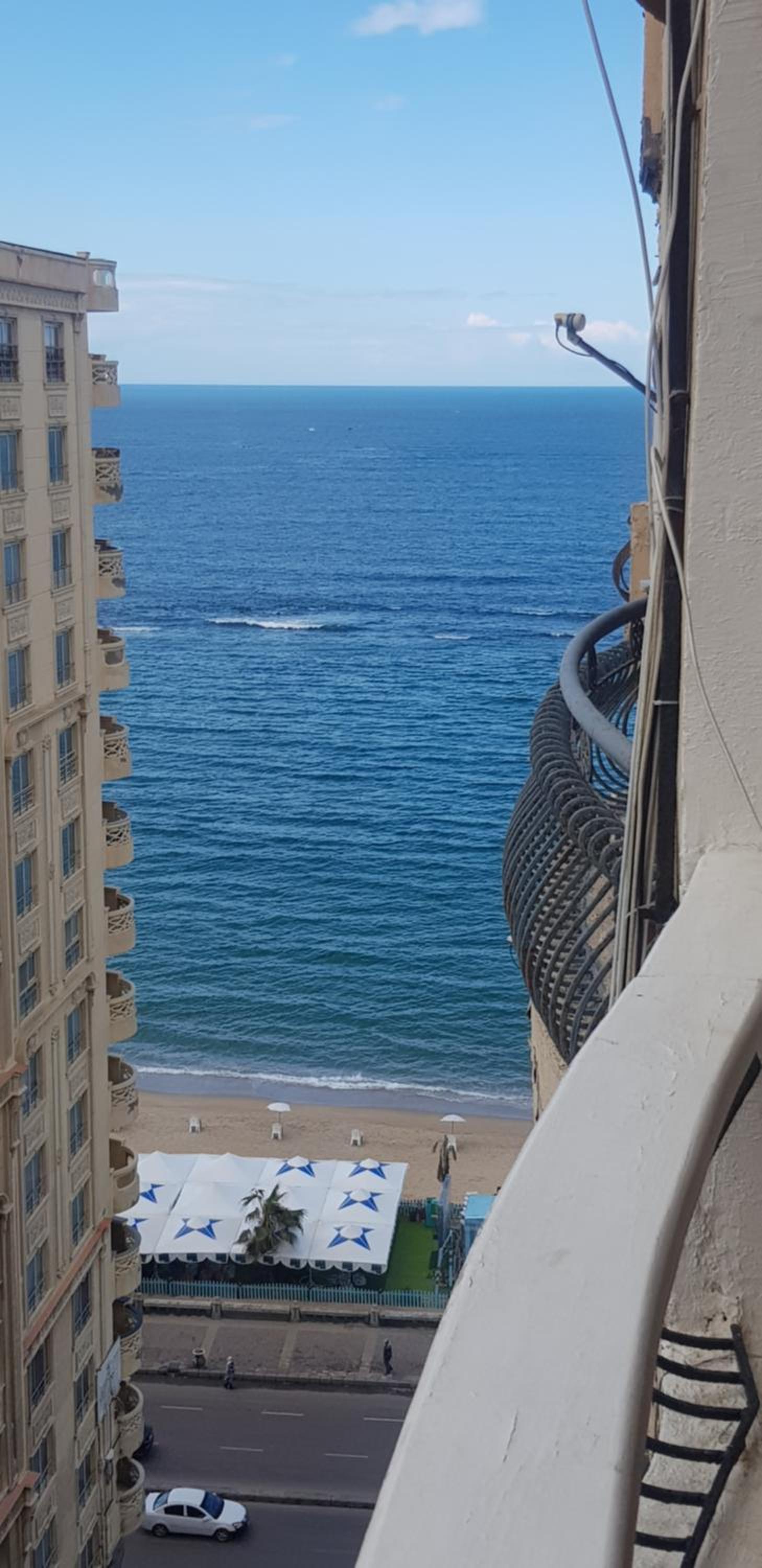 Apartment with Sea View - Photo 2