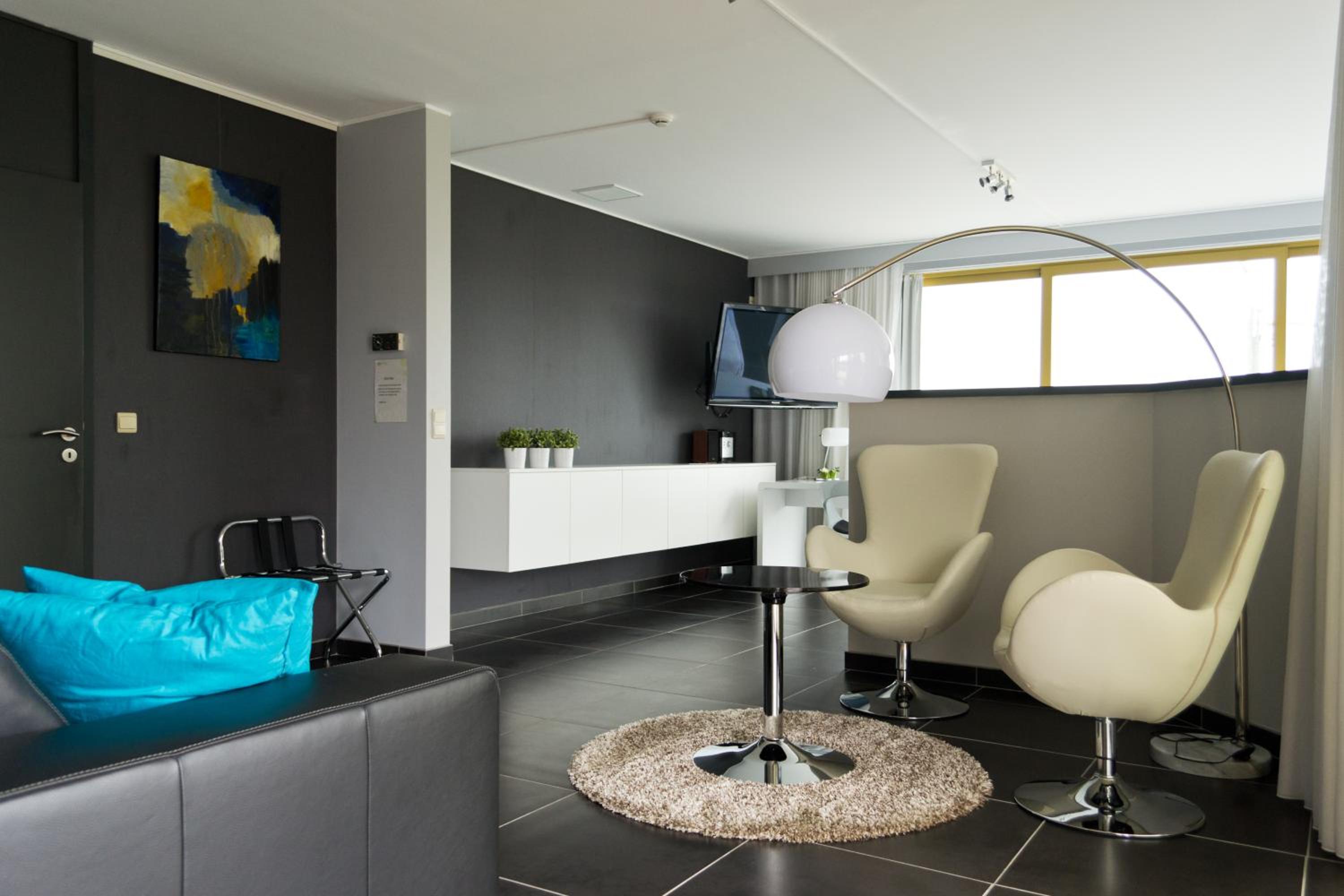Deluxe Suite photo 1