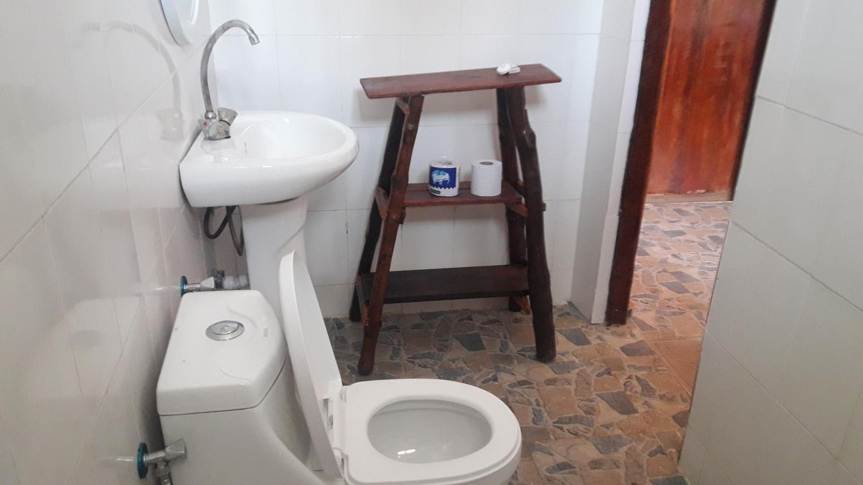 Triple Room with Private Bathroom - Photo 5