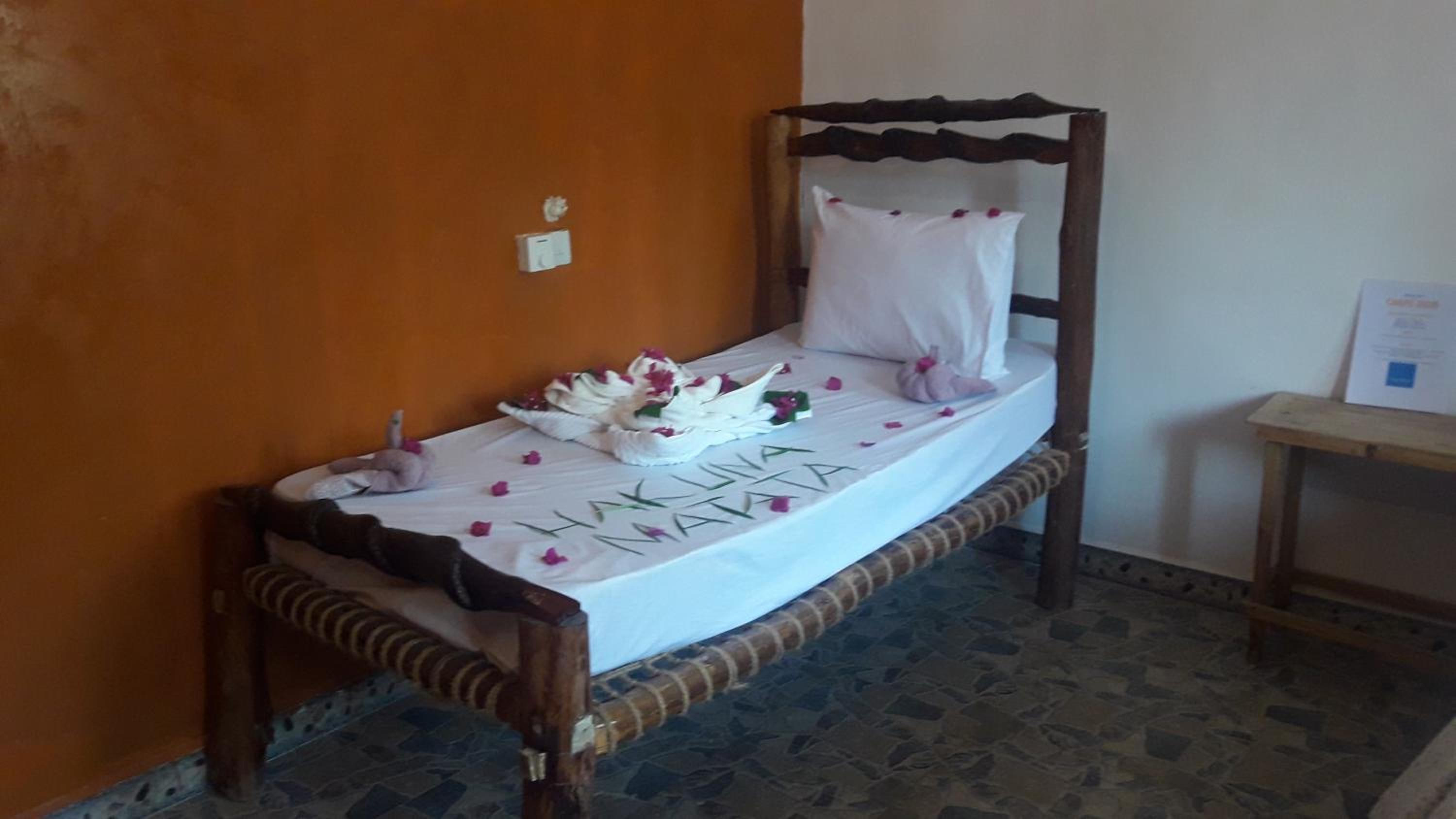 Triple Room with Private Bathroom - Photo 1