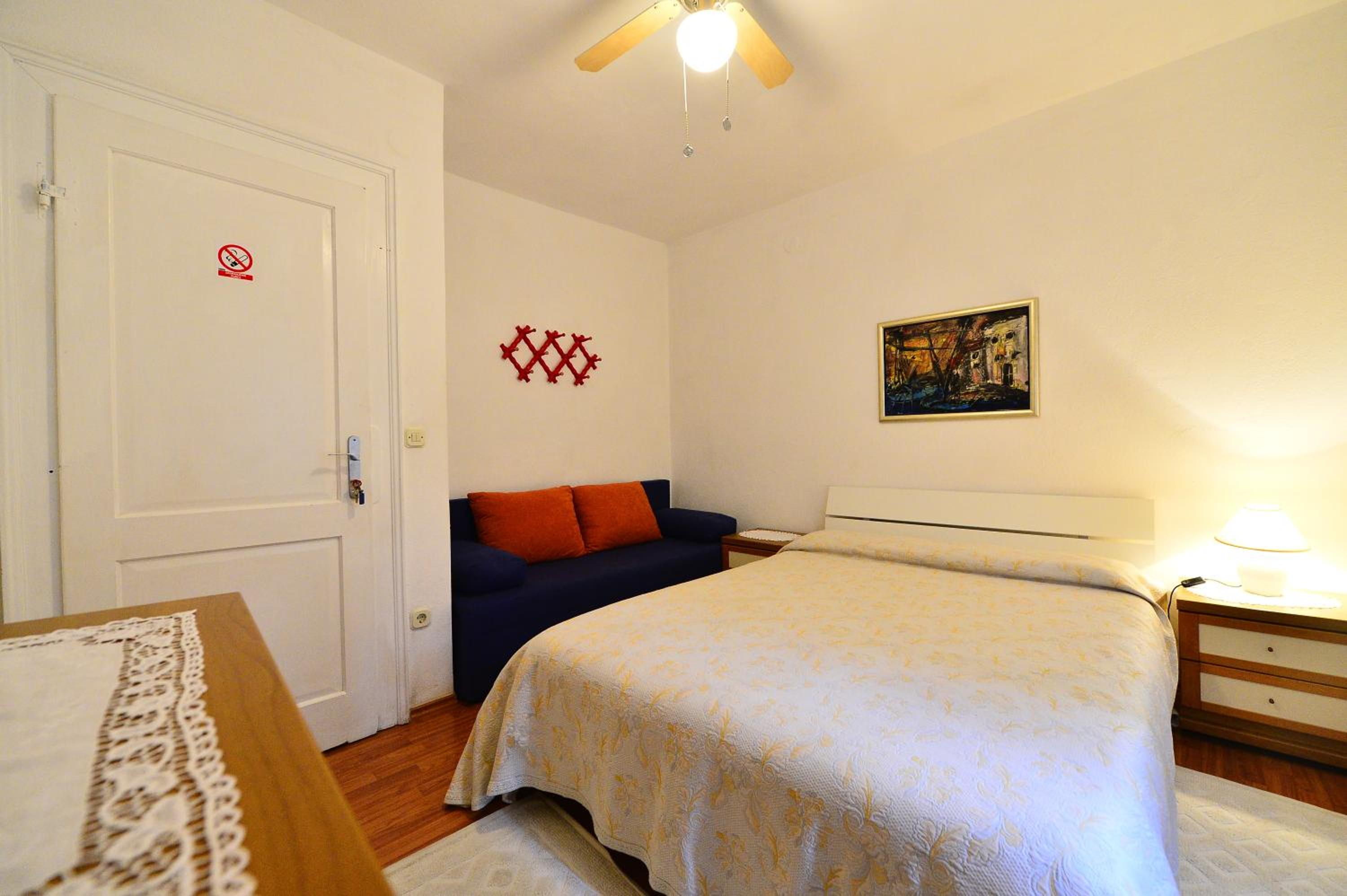 Triple Room - Photo 5