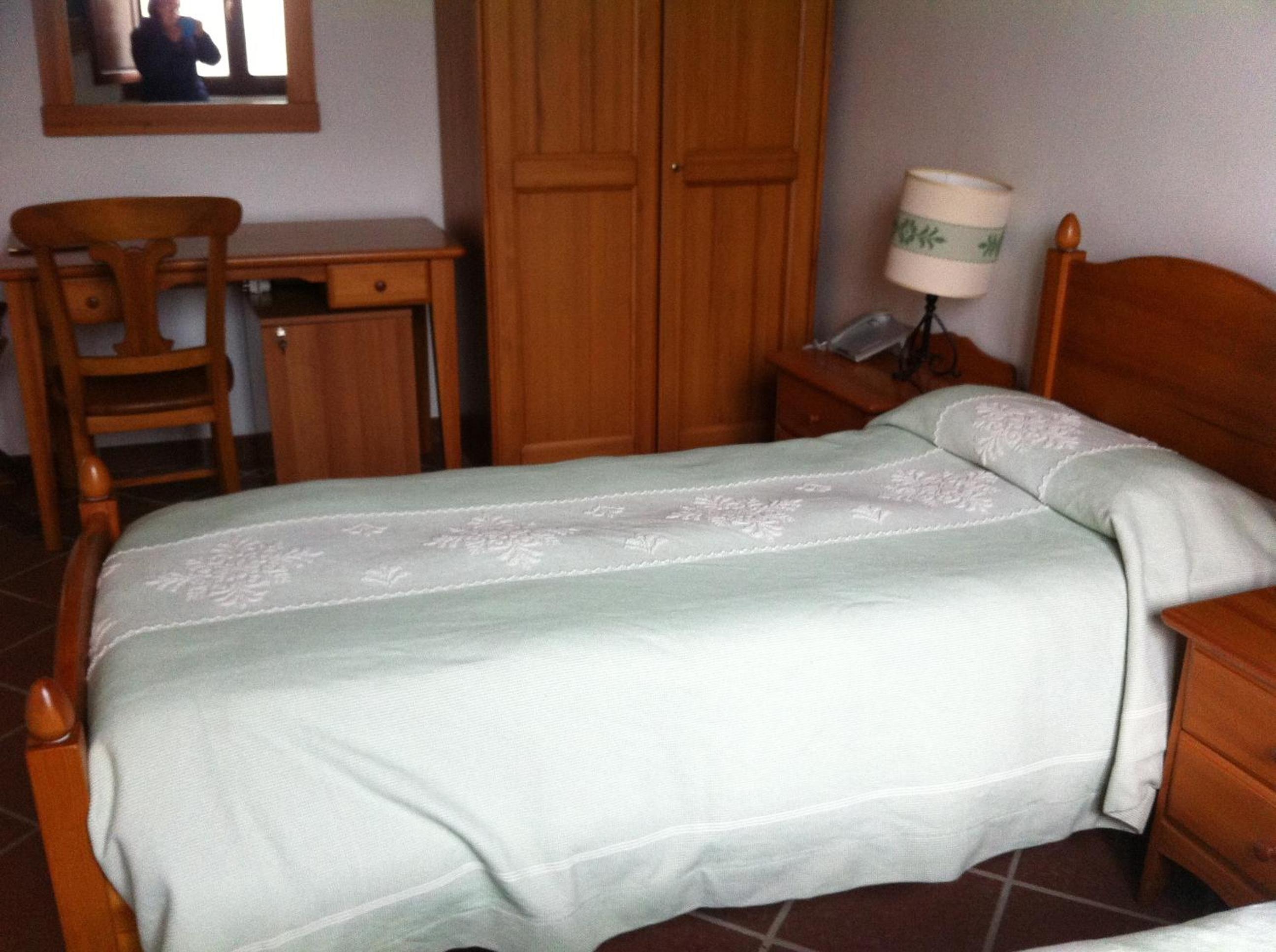 Single Room photo 2