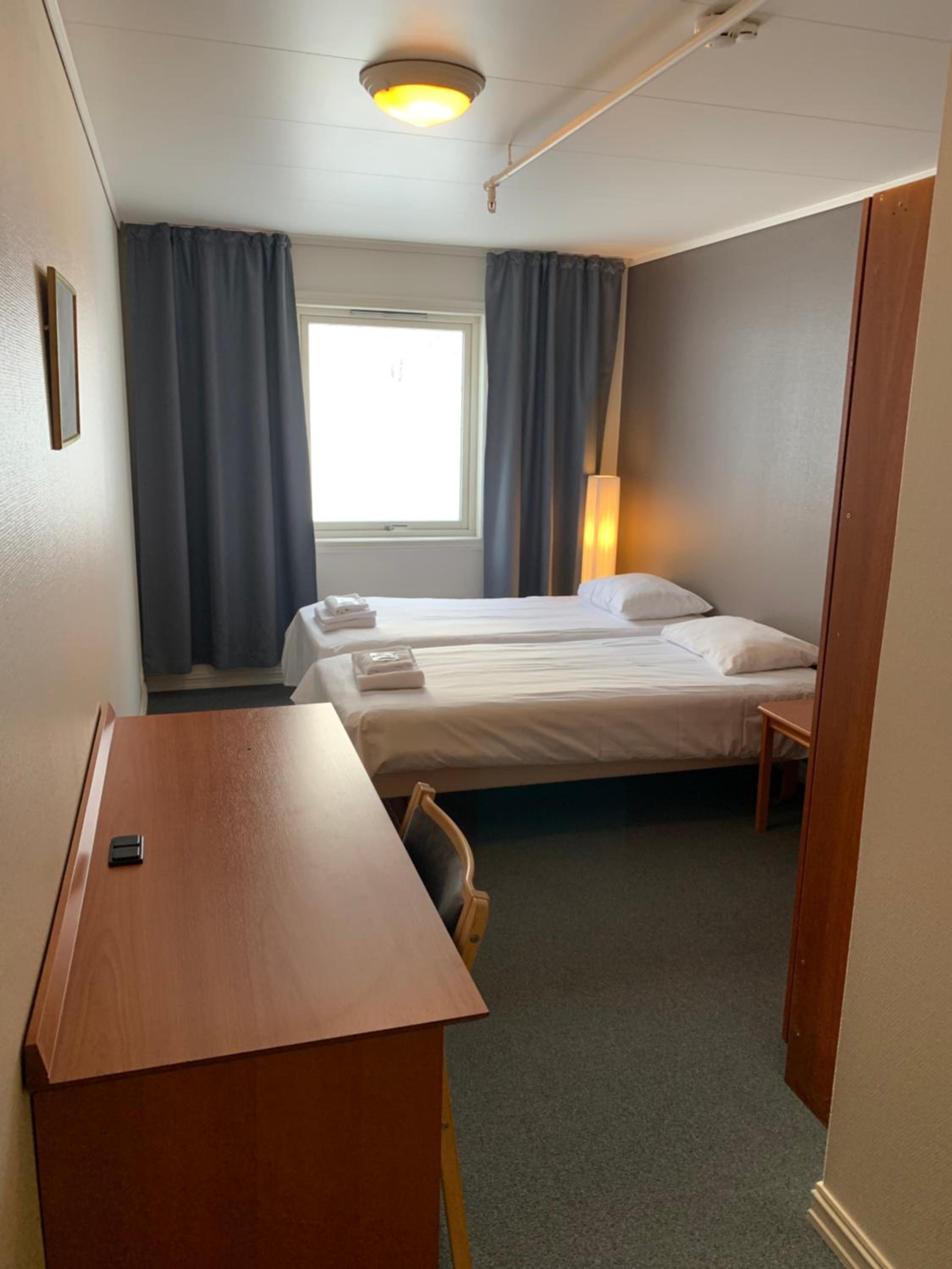 Budget Twin Room - Photo 1
