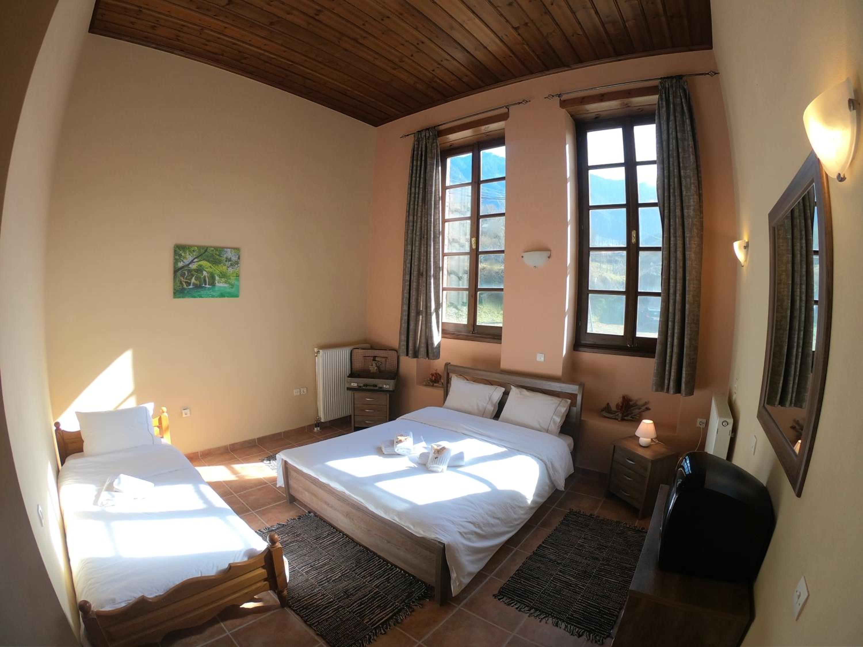 Triple Room with Mountain View photo 1