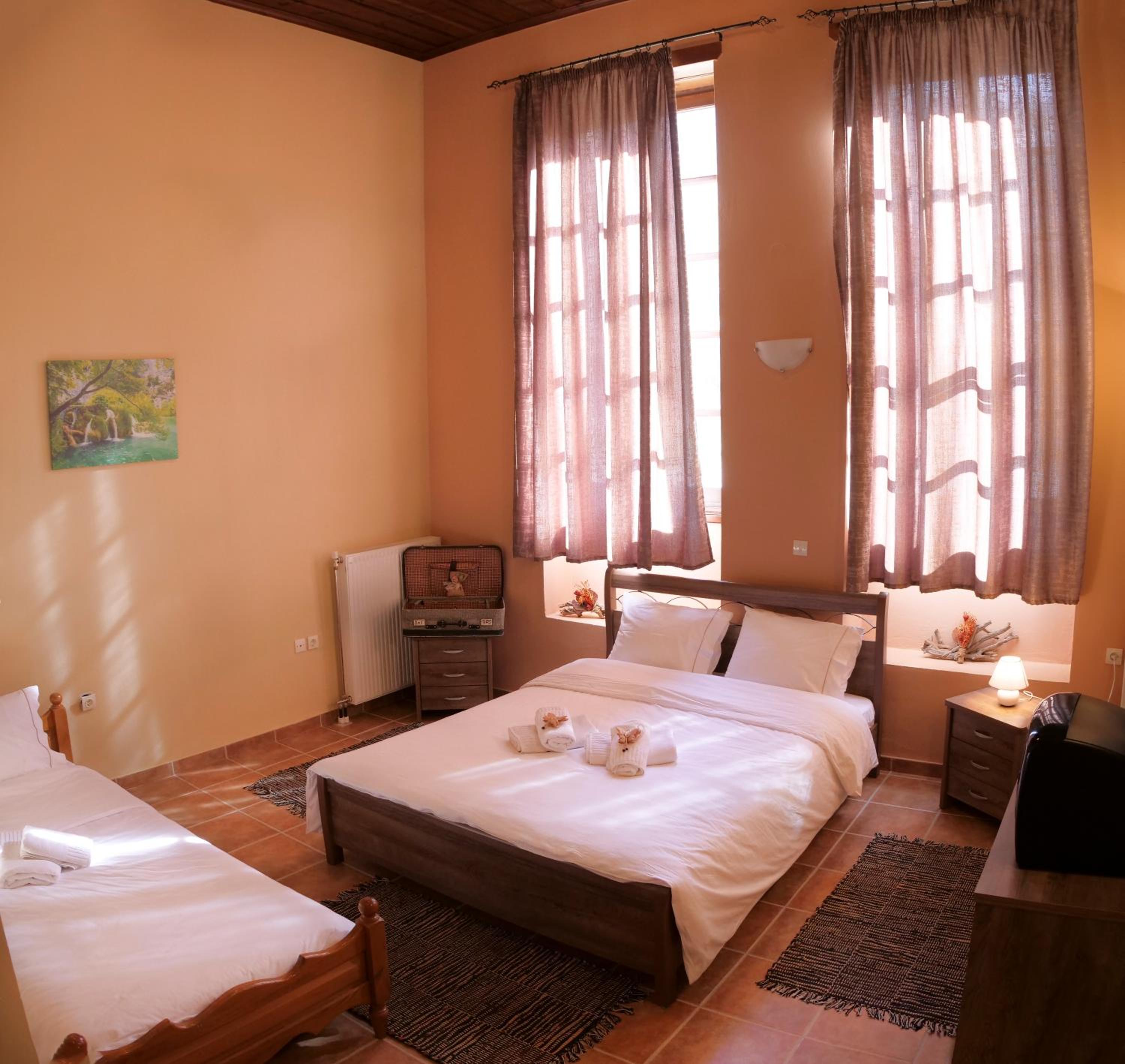 Triple Room with Mountain View photo 2