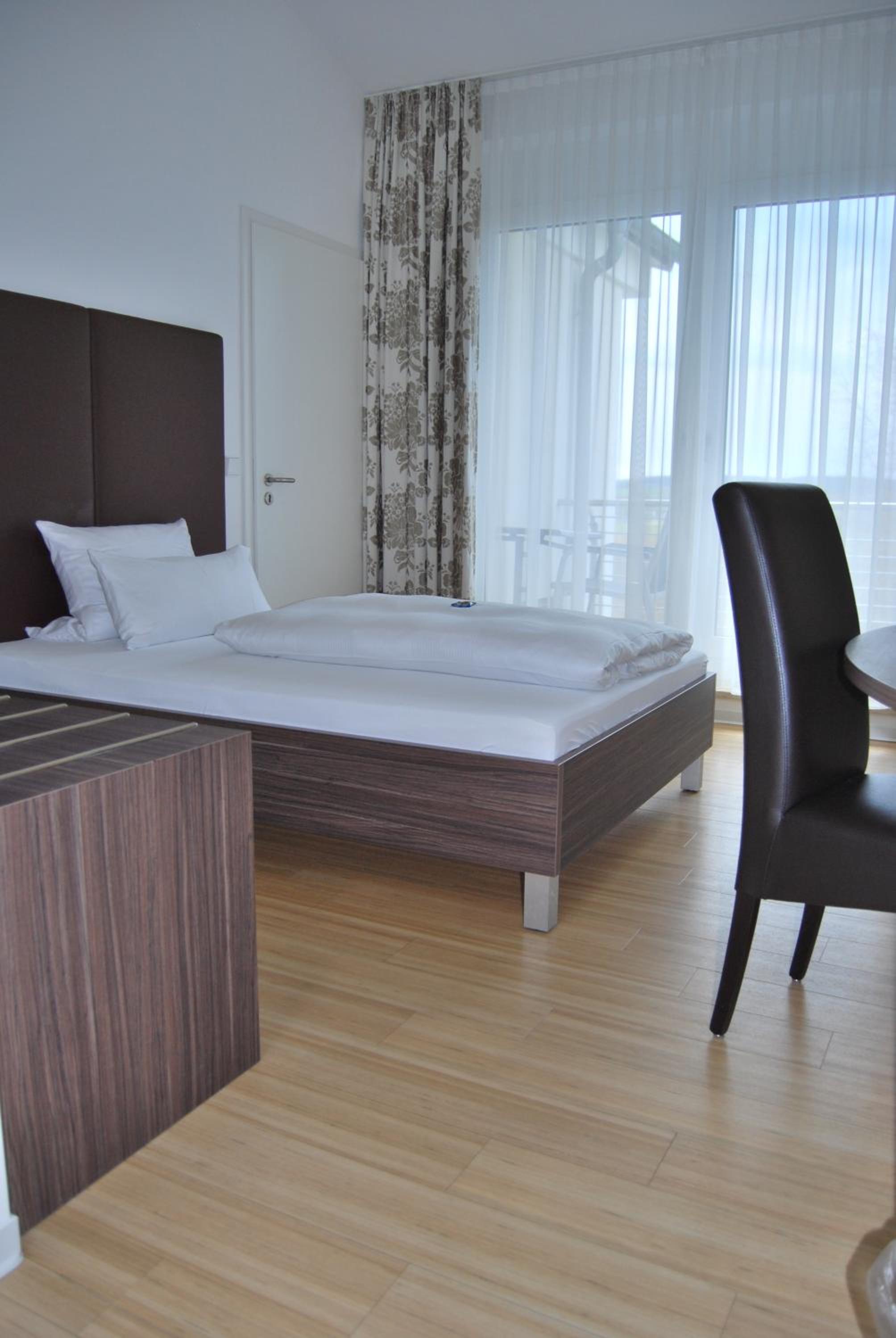 Standard Single Room with Shower
