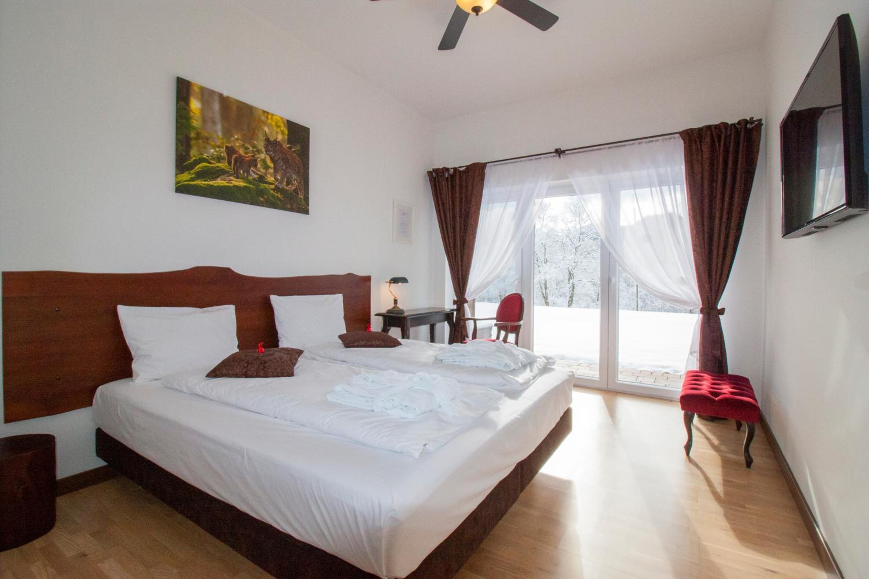 Double Room with Terrace in Main Manor House  - Photo 3