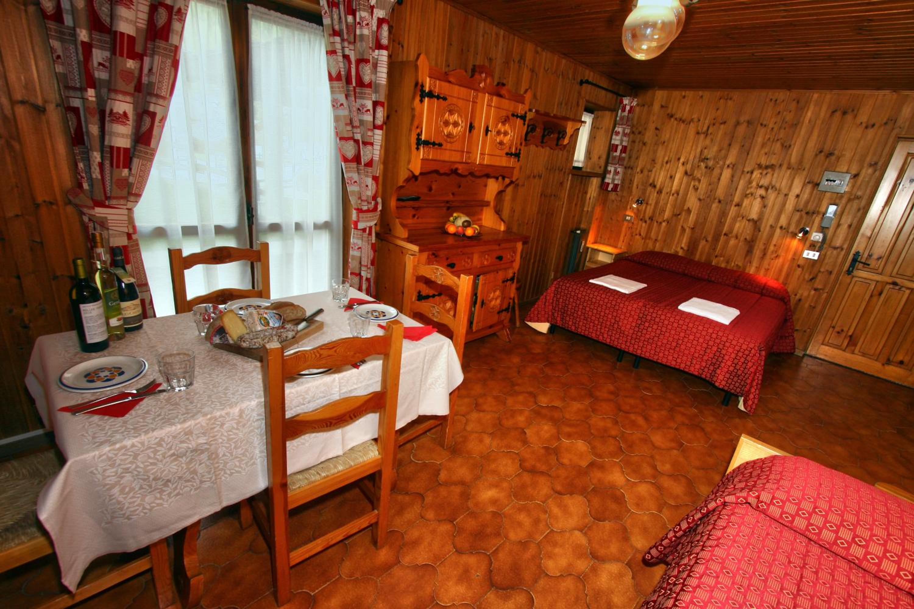 Studio (4 Adults) - Photo 1