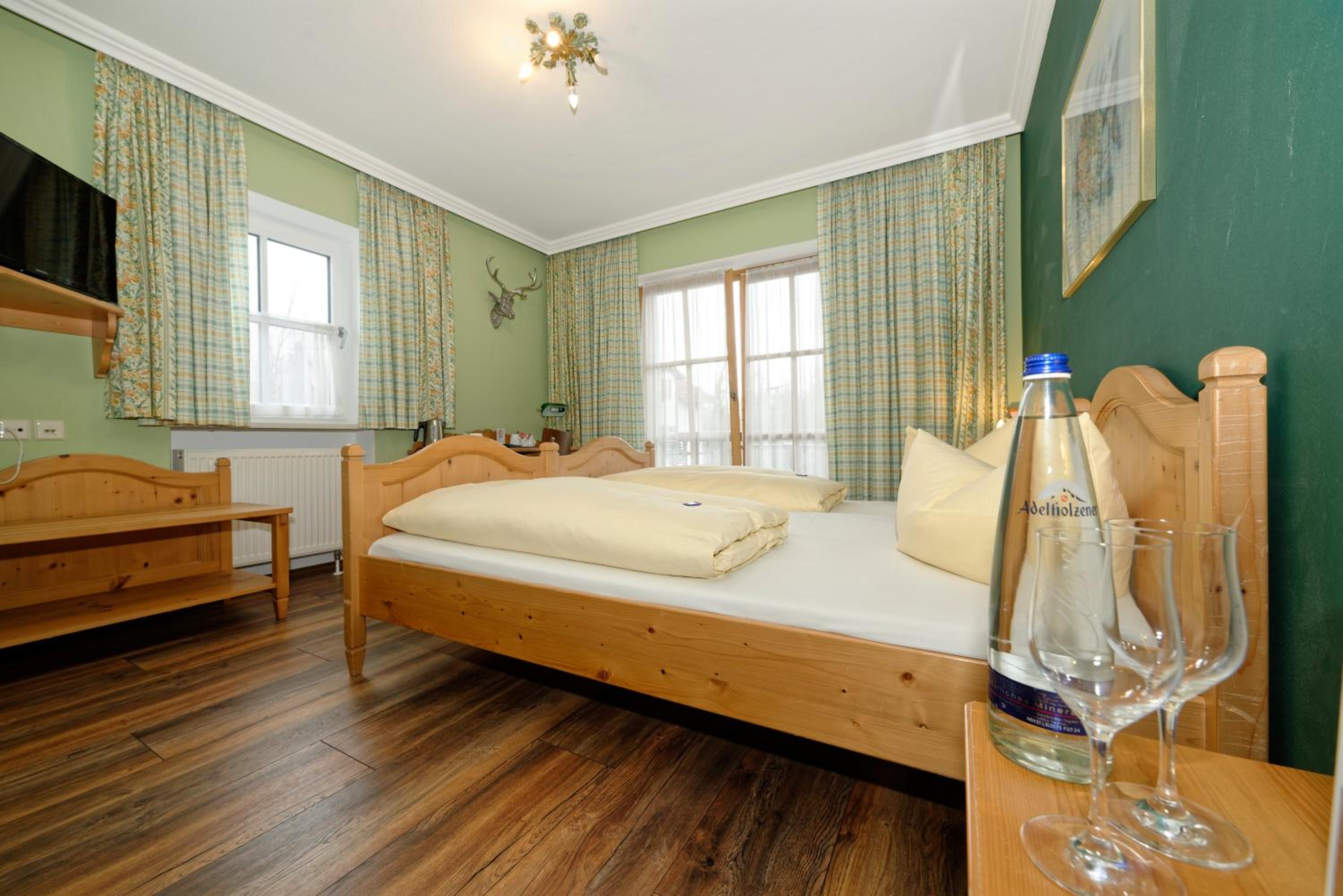 Double Room - Photo 9