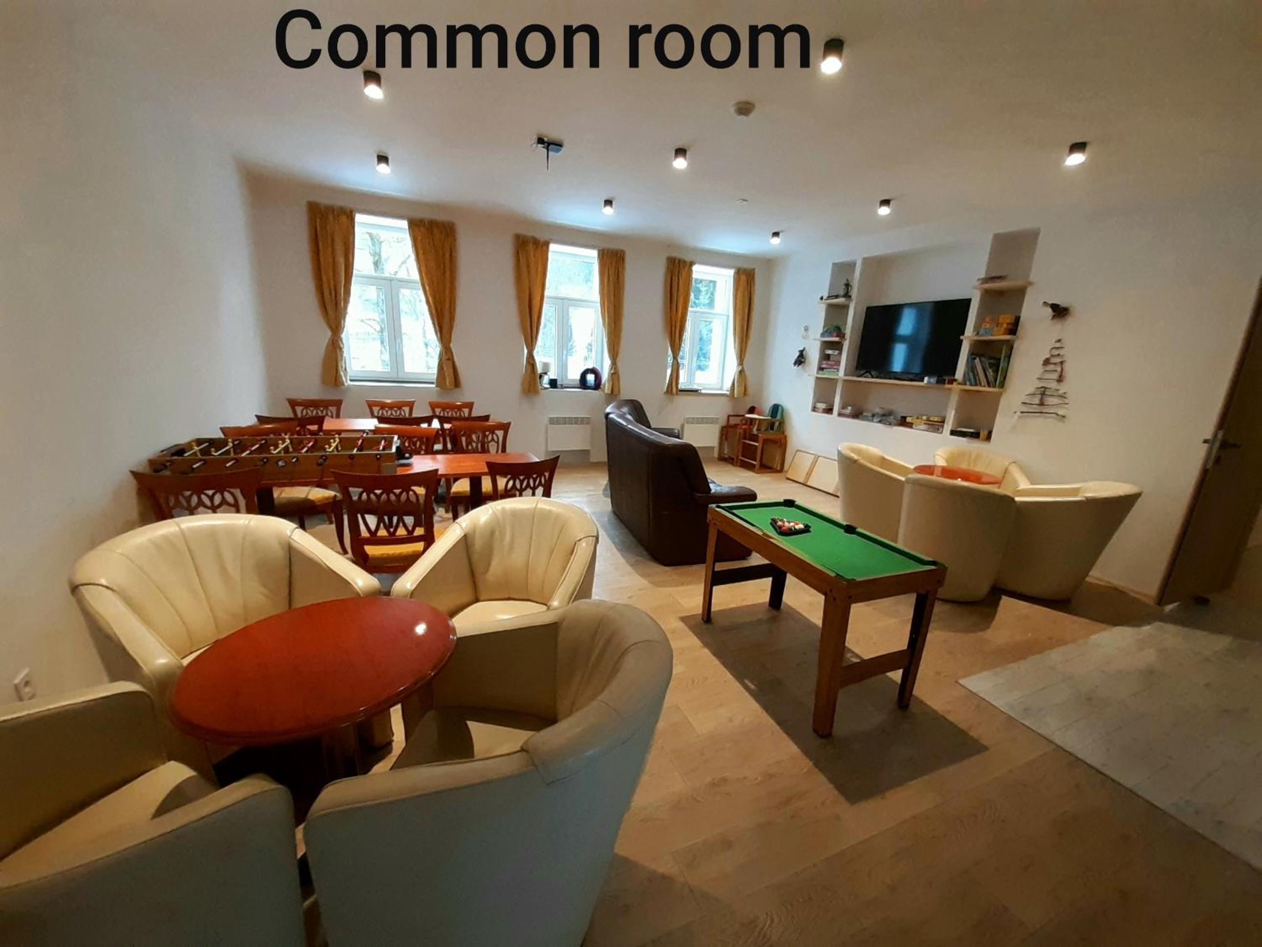 Apartment with Forest View and Terrace - Photo 8
