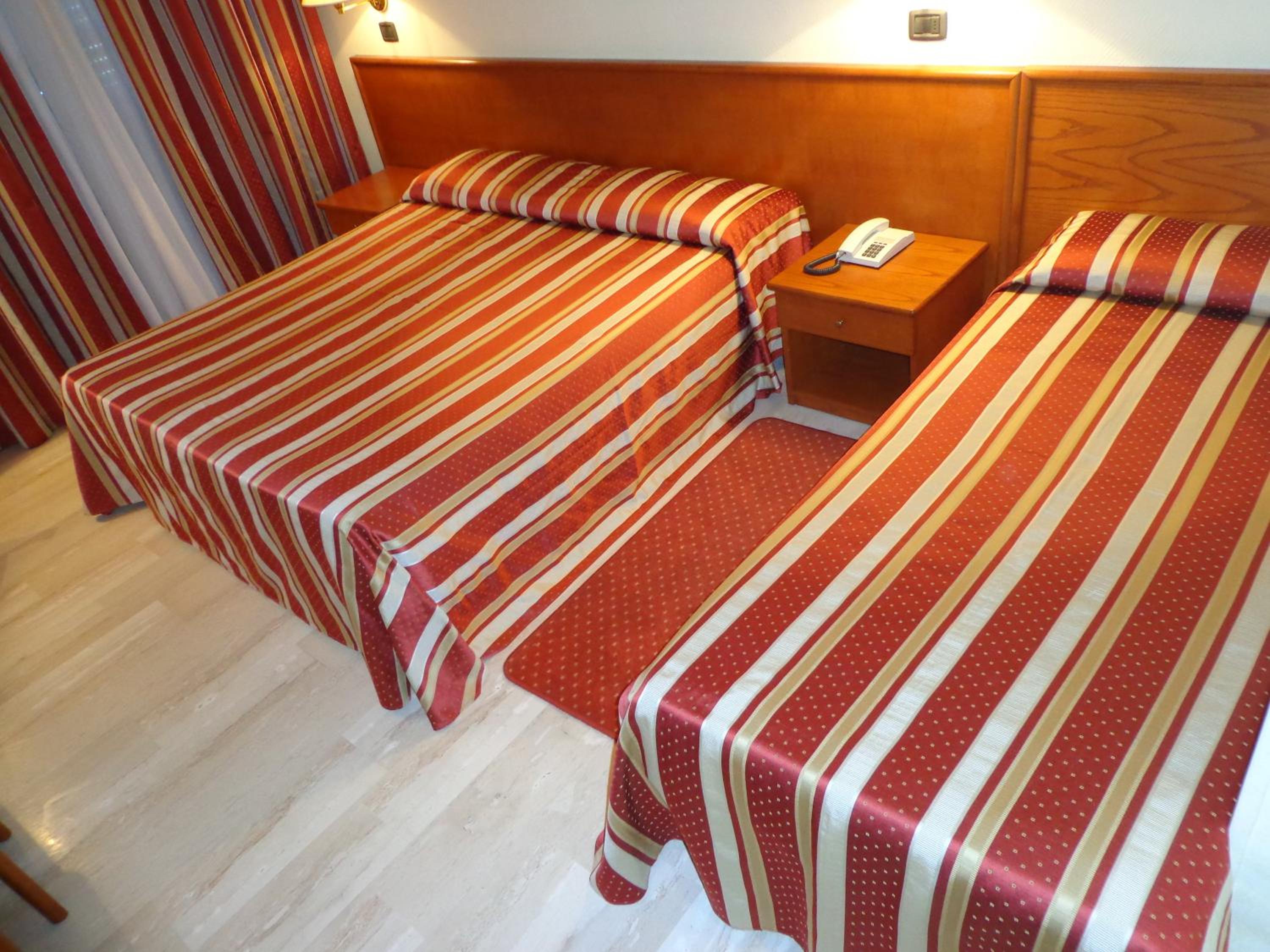 Triple Room photo 3