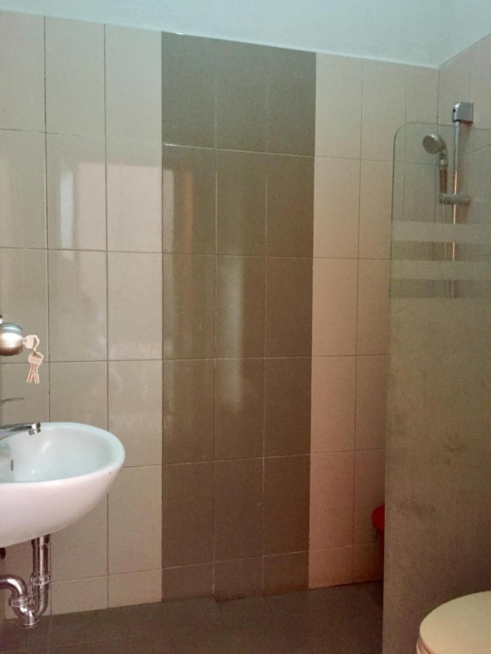 Budget Single Room - Photo 2