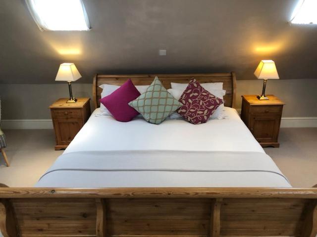 Queen Size Room