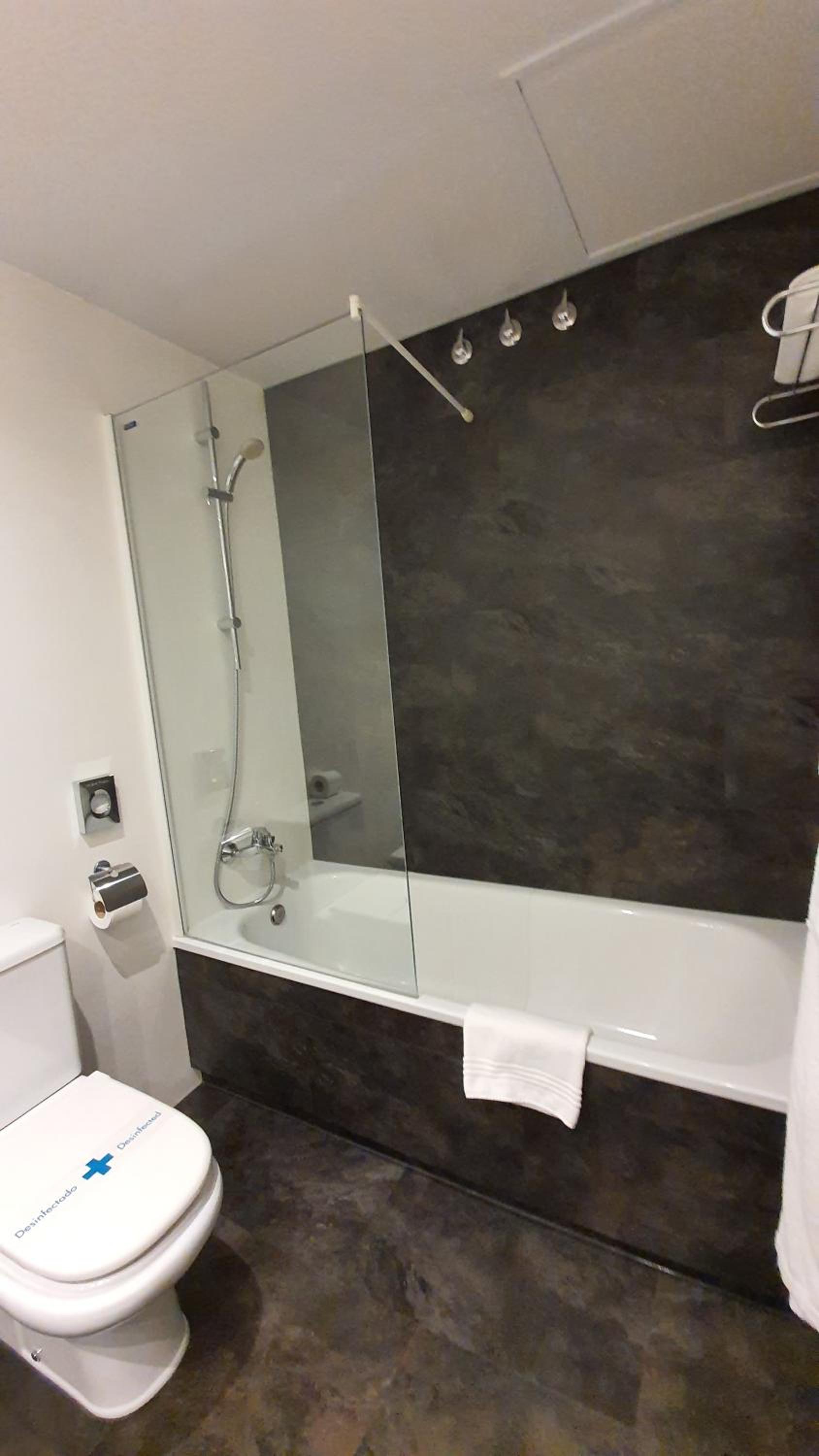 Superior Twin Room photo 3
