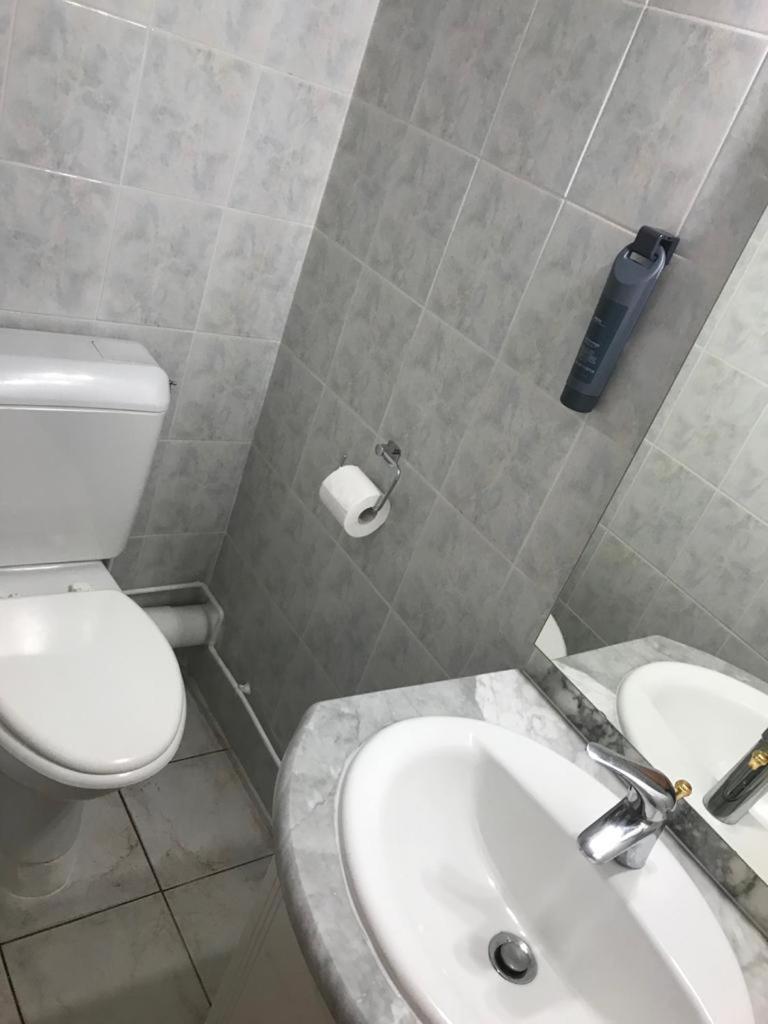 Double Room - Photo 10
