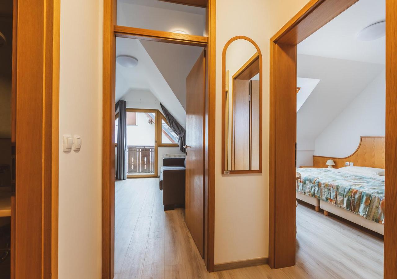 Special Offer - One-Bedroom Apartment (3-5 Adults) with Seasonal Package photo 2