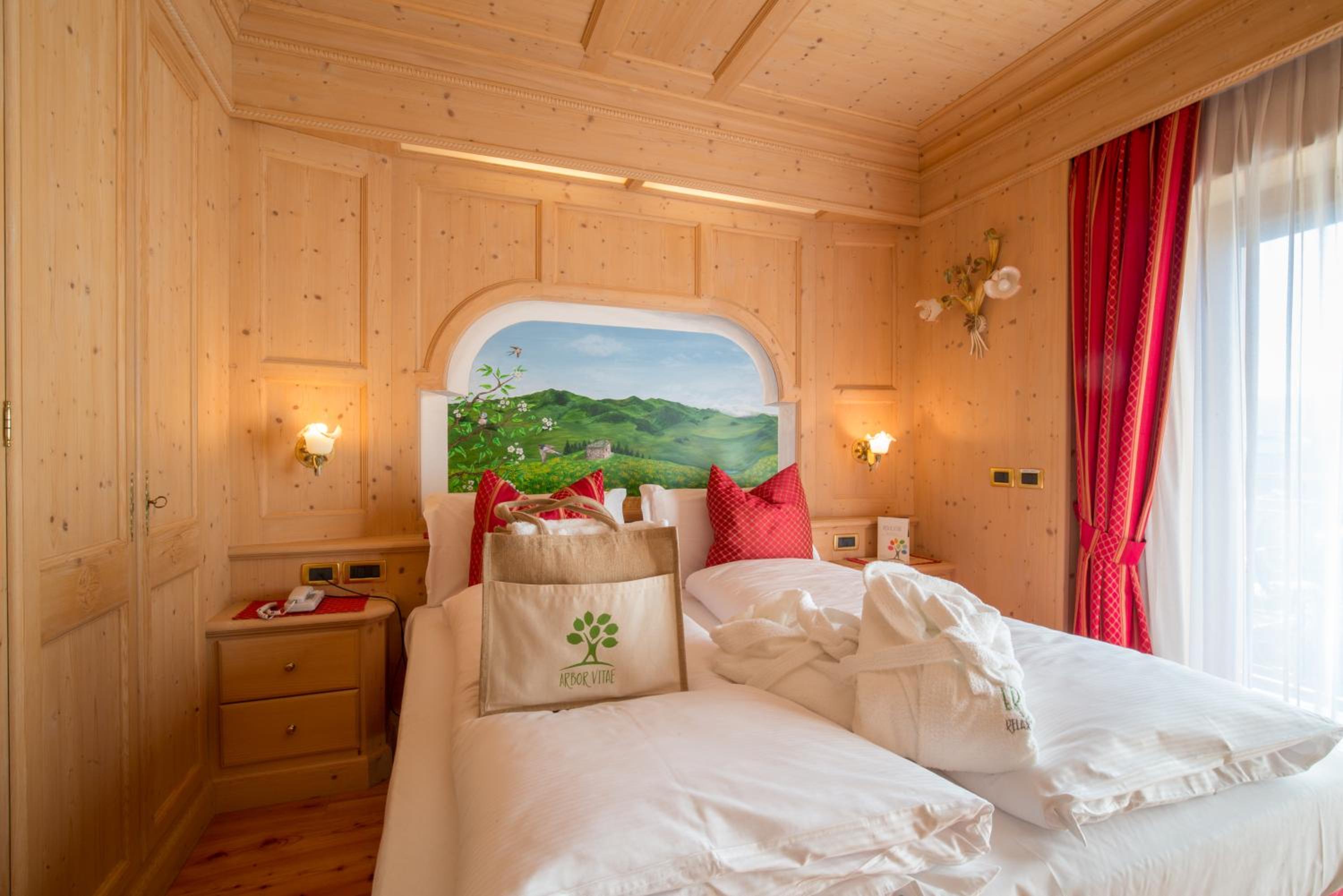 Suite with Garden View