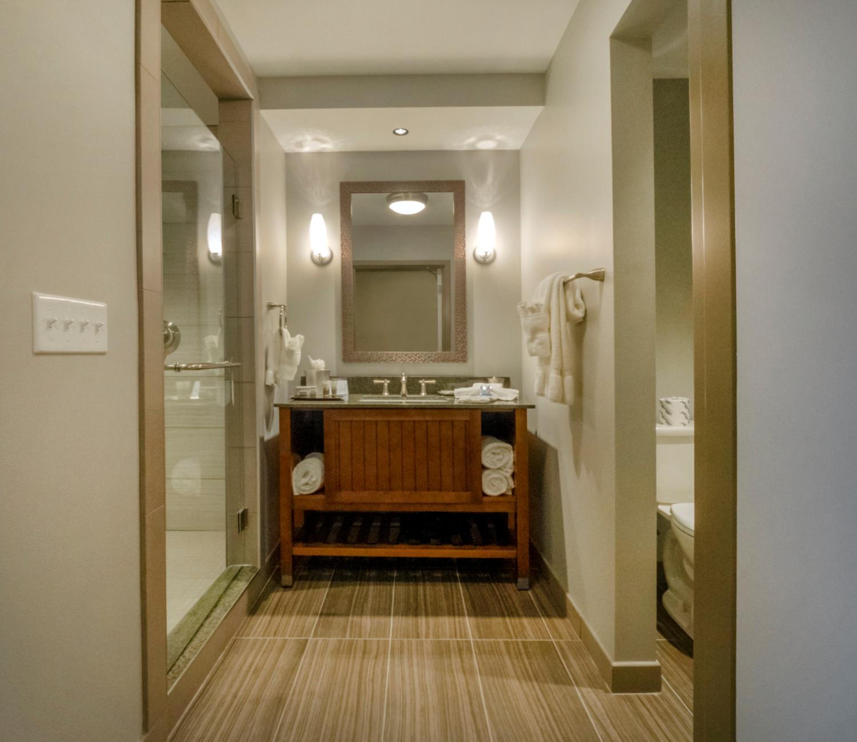King Room with Lake View
