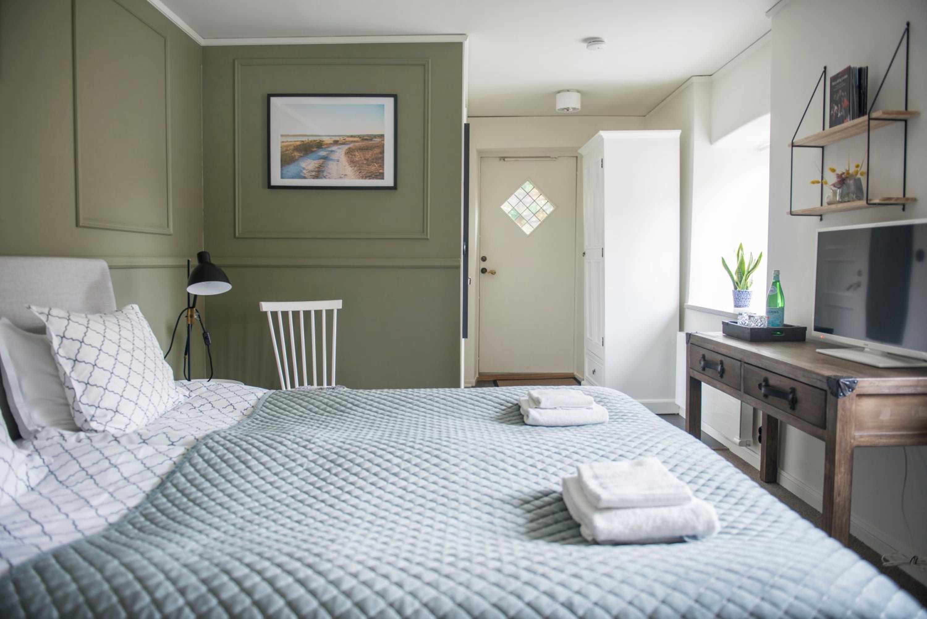Twin or Double Room - Photo 30