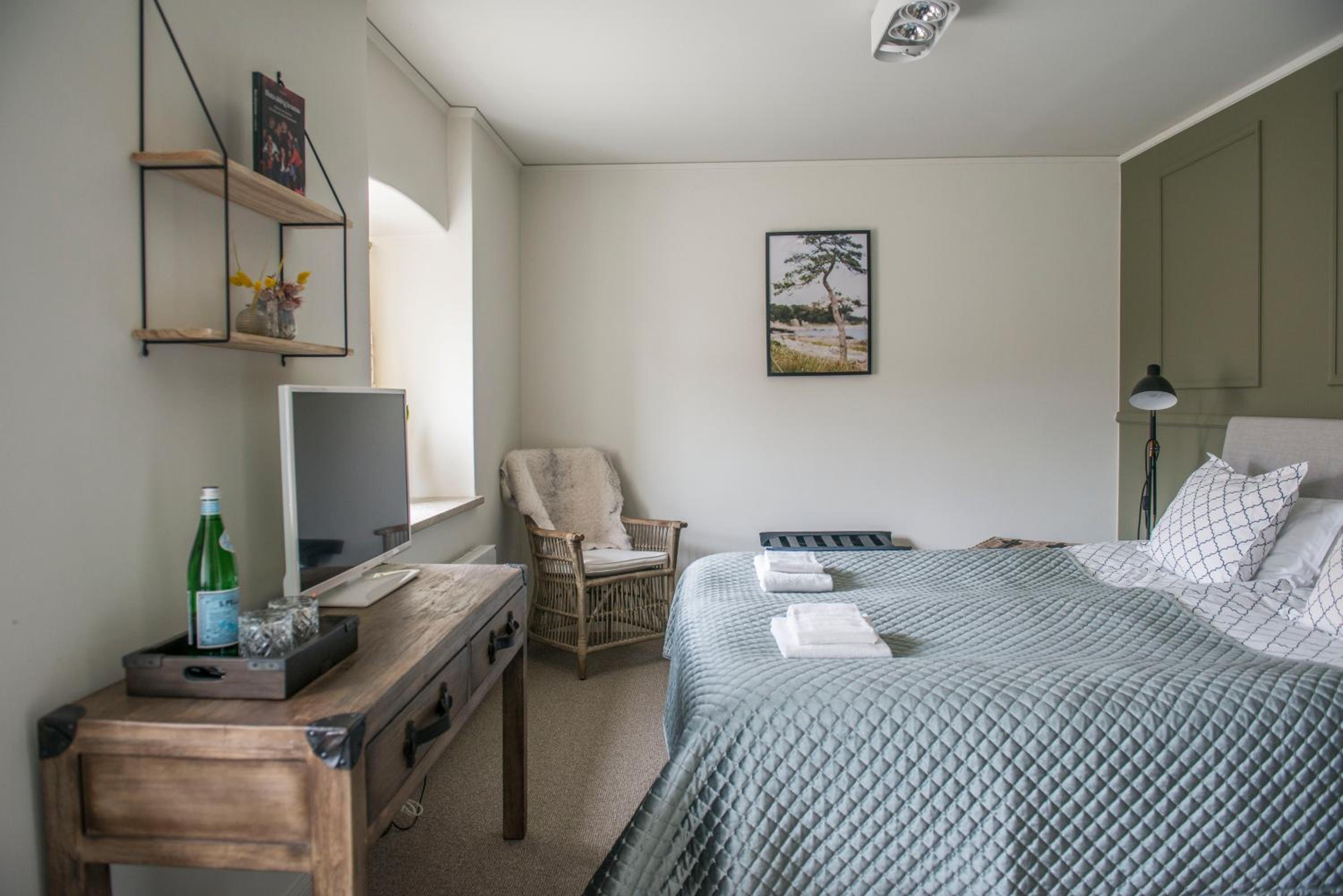 Twin or Double Room - Photo 32