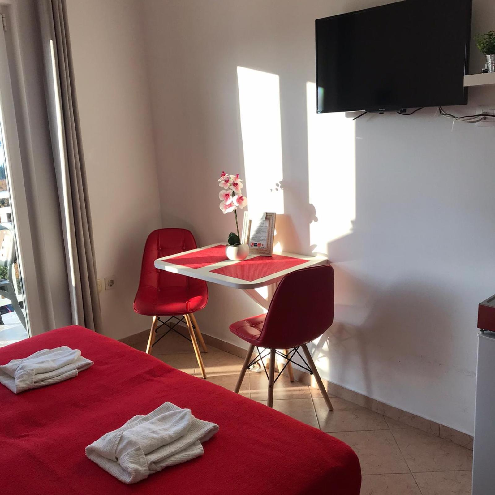 Studio Apartment with Sea View (2 Adults) photo 1