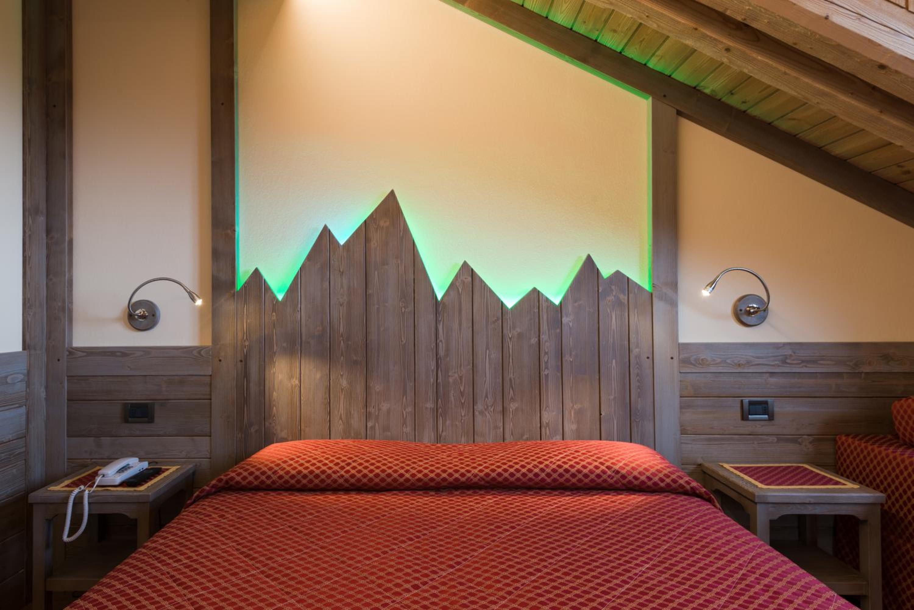 Double or Twin Room - Attic photo 3