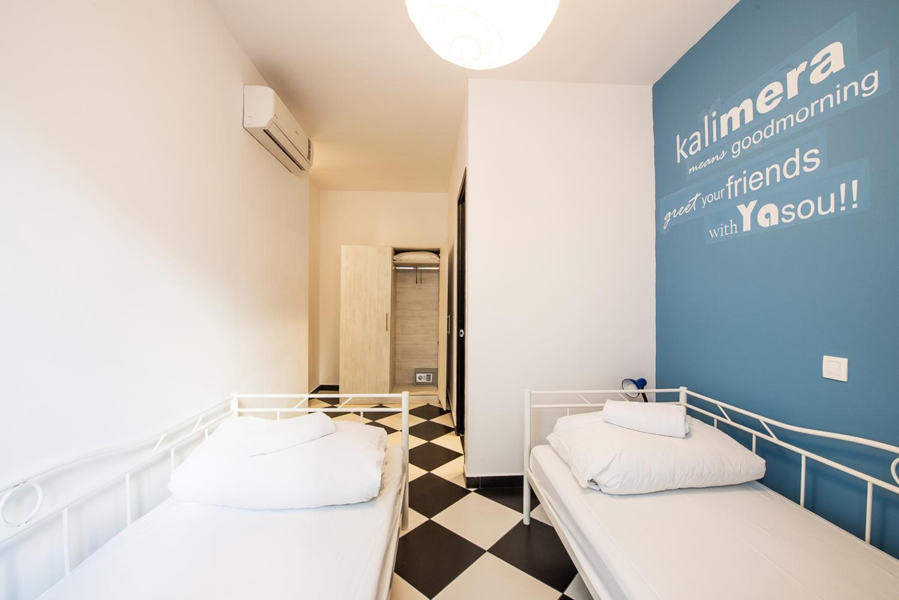 Bed in 2-Bed Female Dorm Ensuite photo 2