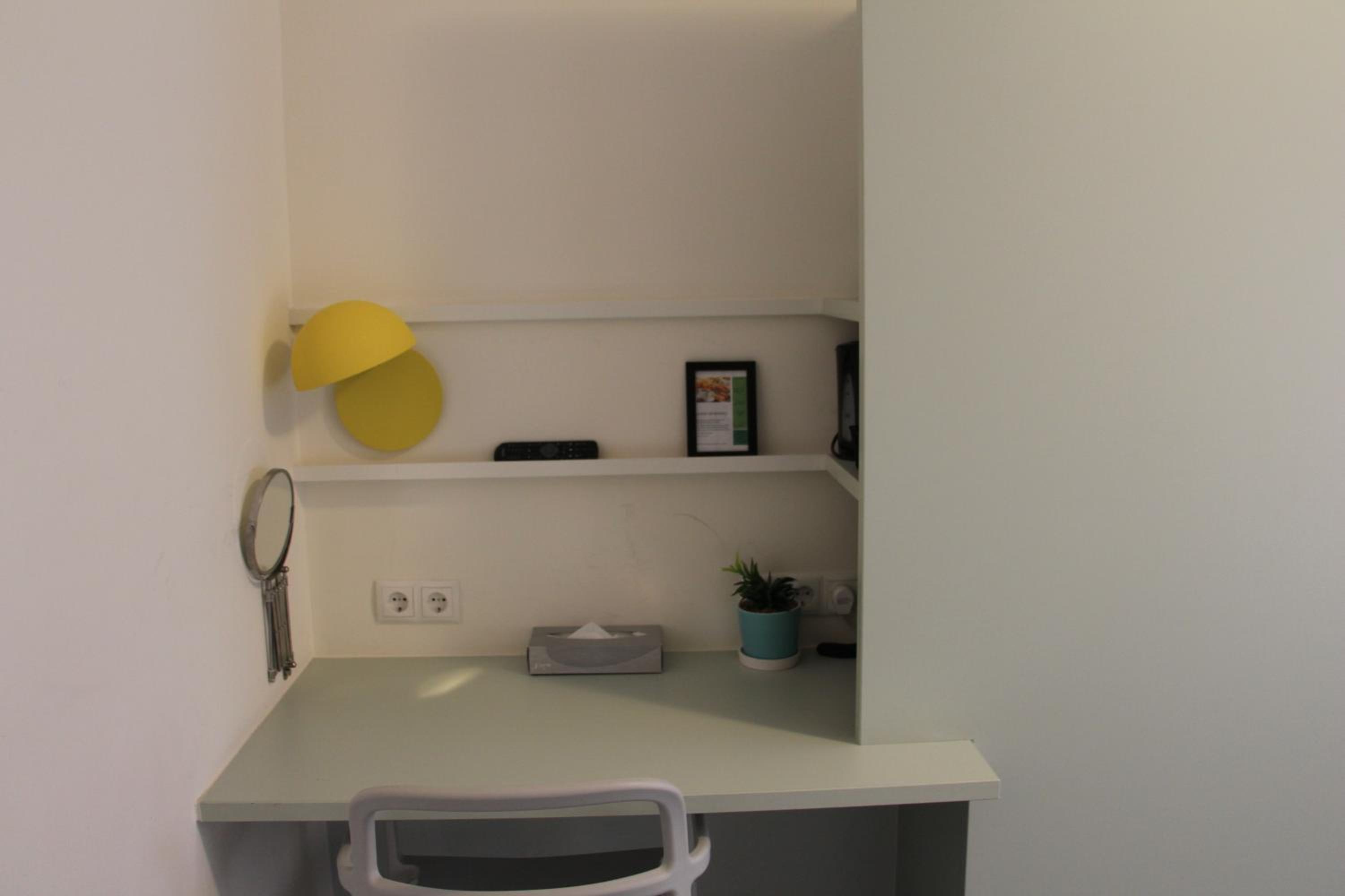 Comfy Quad Room