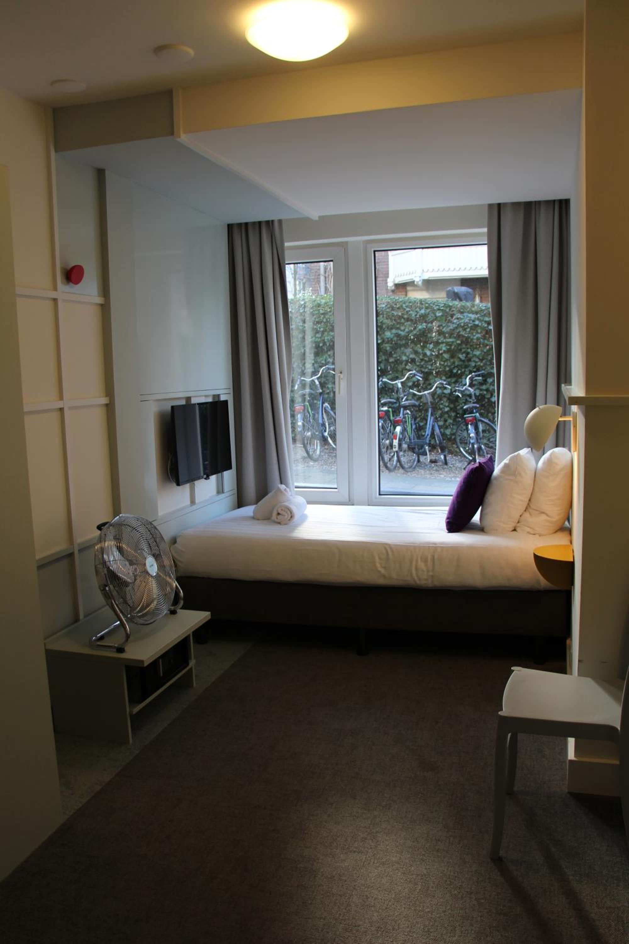 Comfy Quad Room