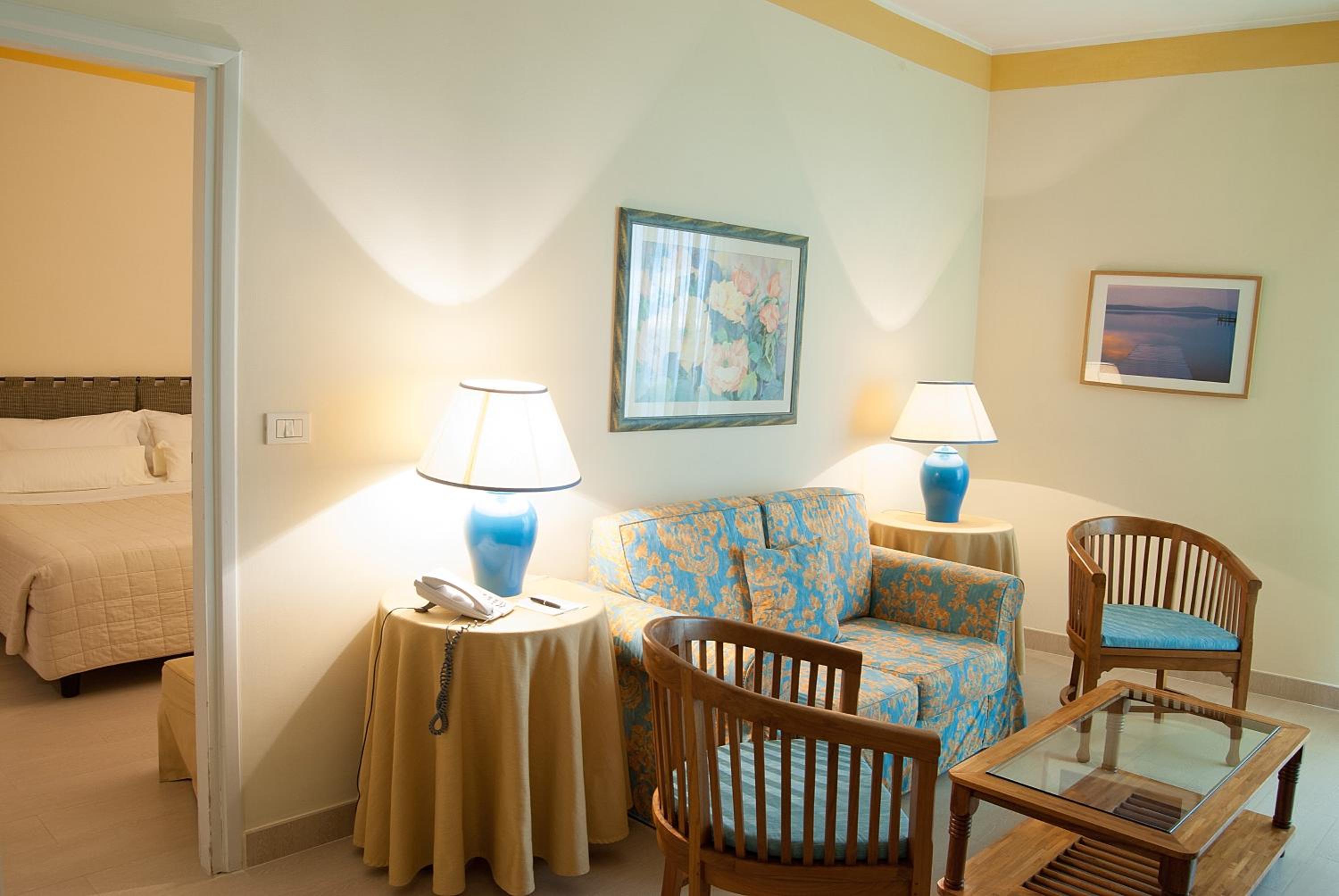 Suite - Photo 2