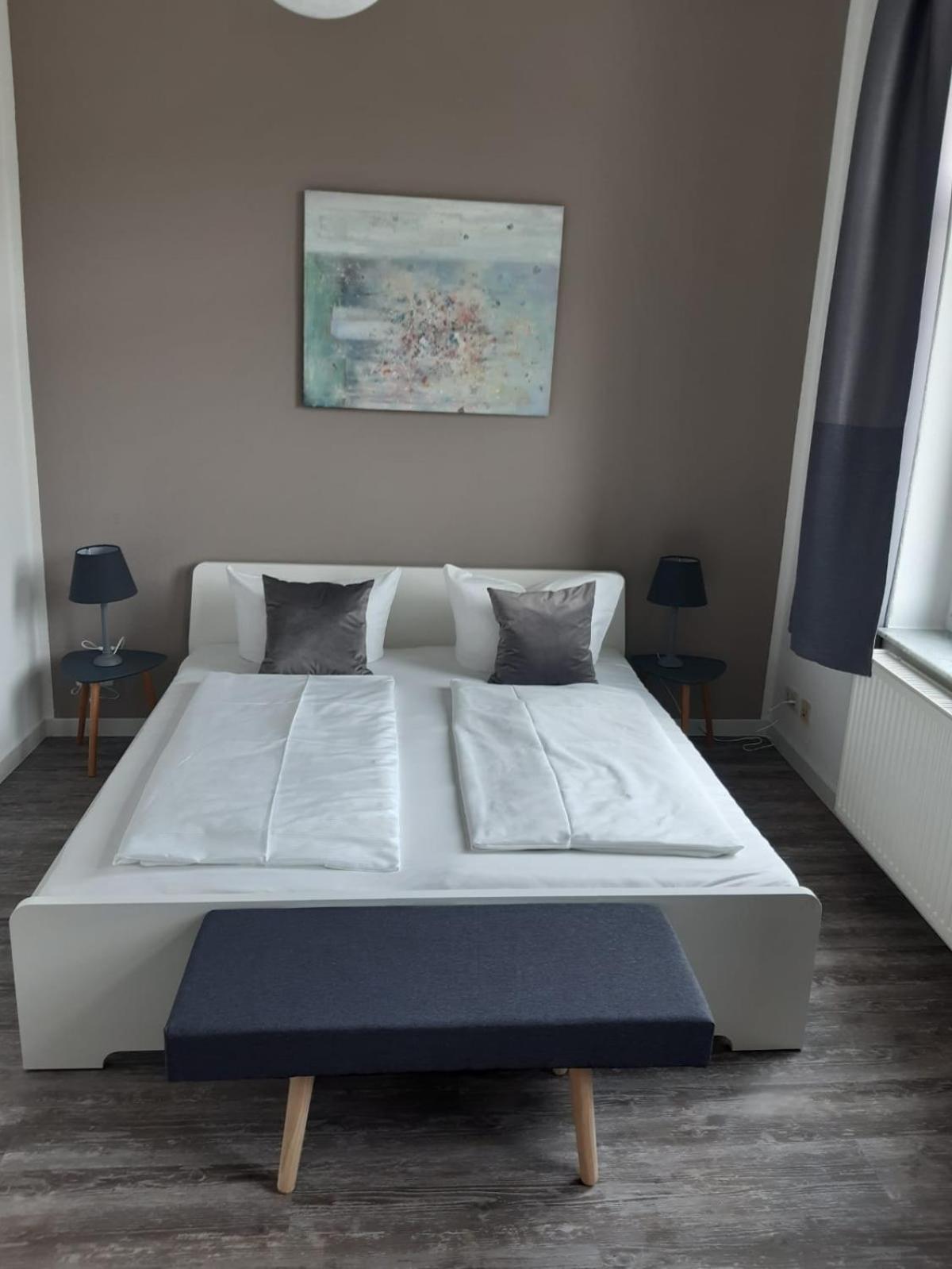 Double Room - Photo 8