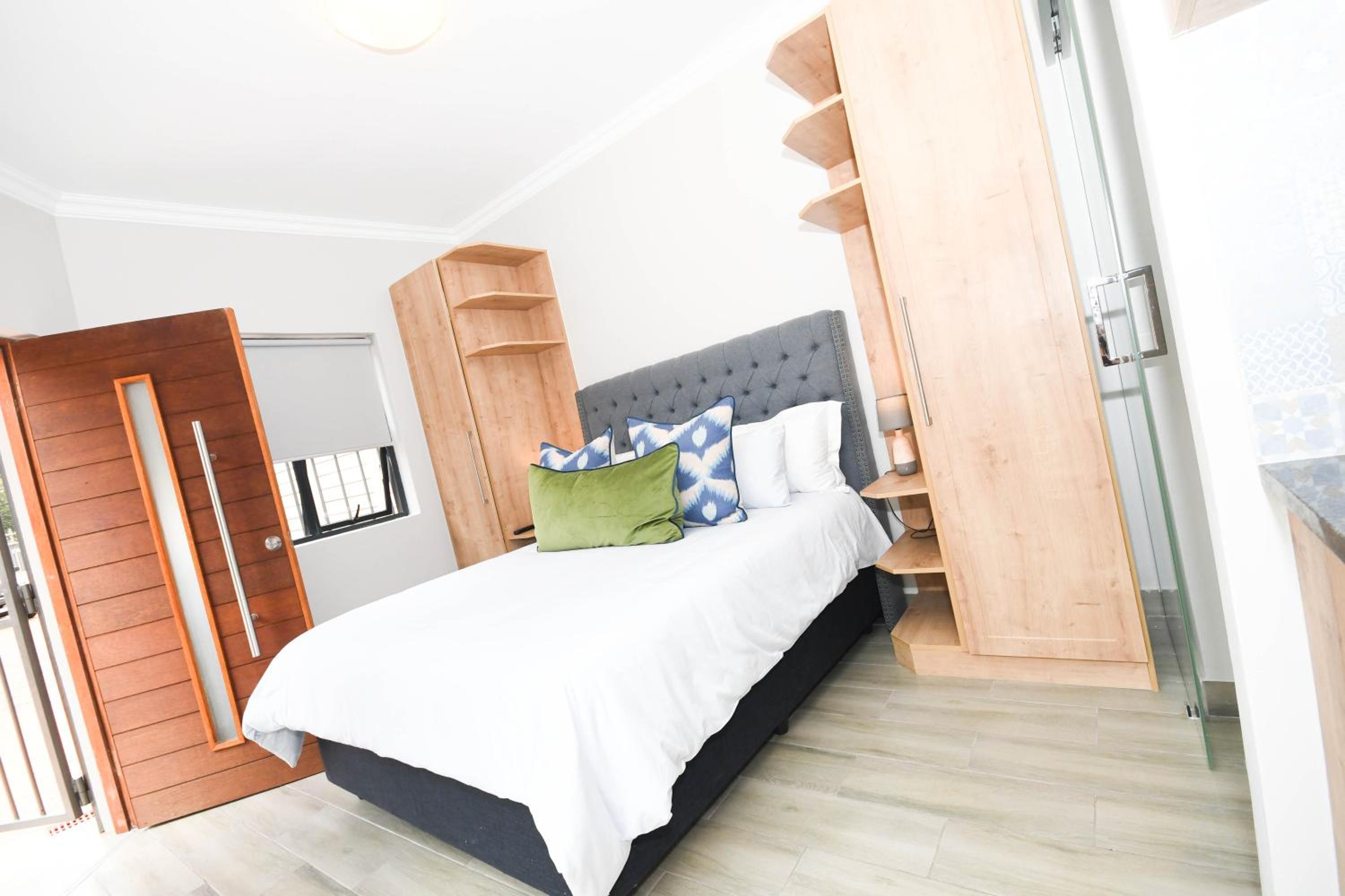 One-Bedroom Cottage