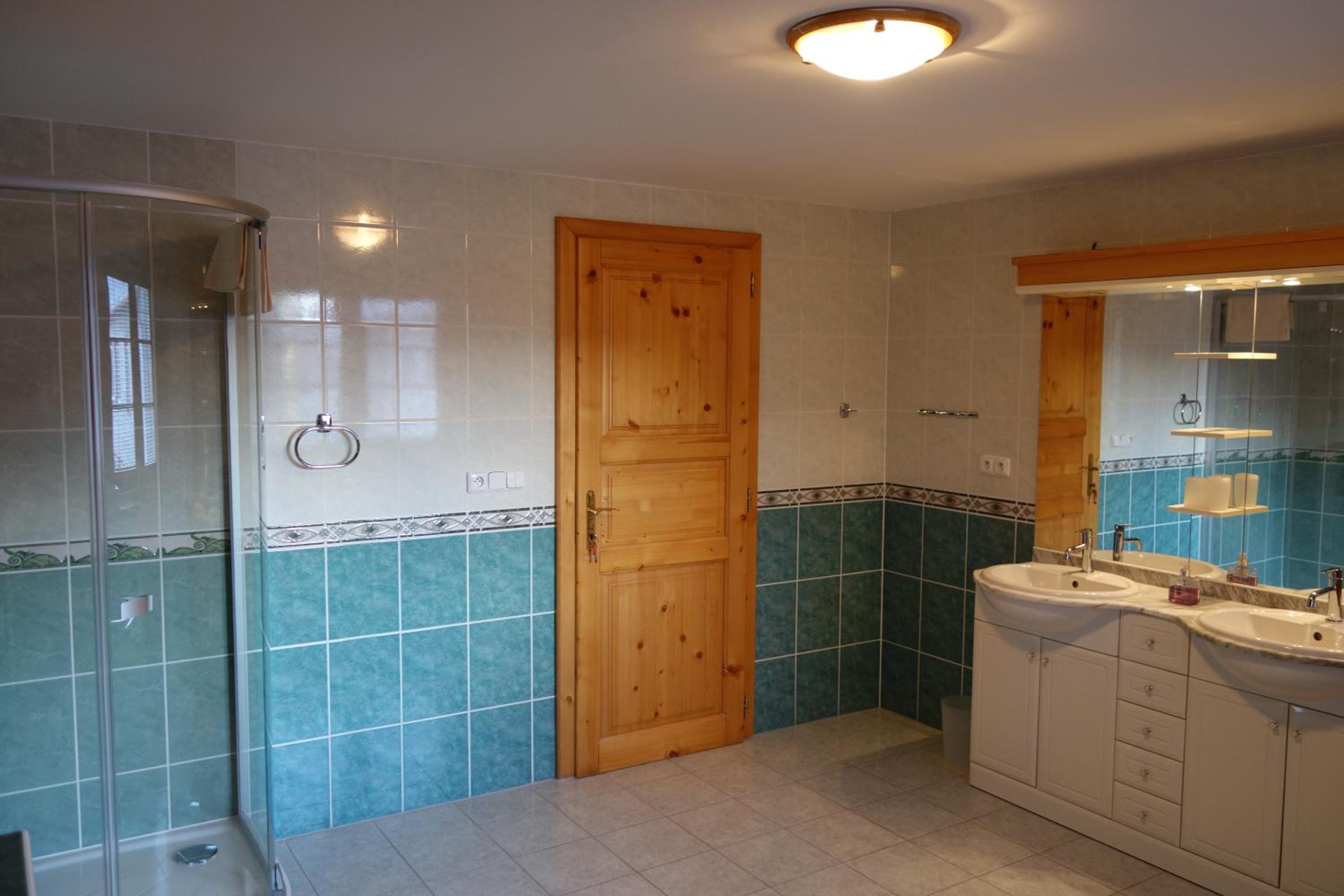 Three-Bedroom Apartment (6 Adults) photo 2