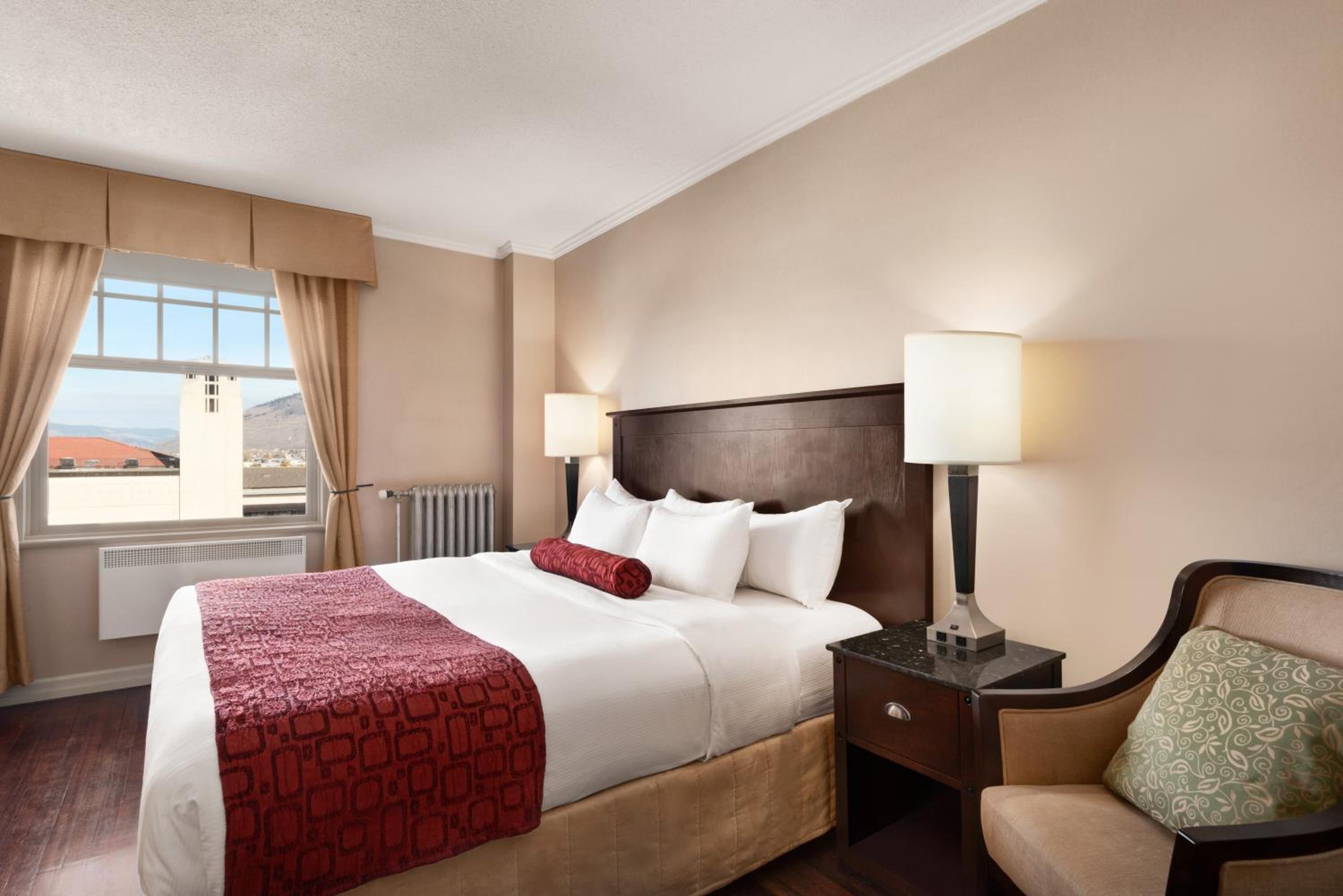 Double Room - Non-Smoking  - Photo 1