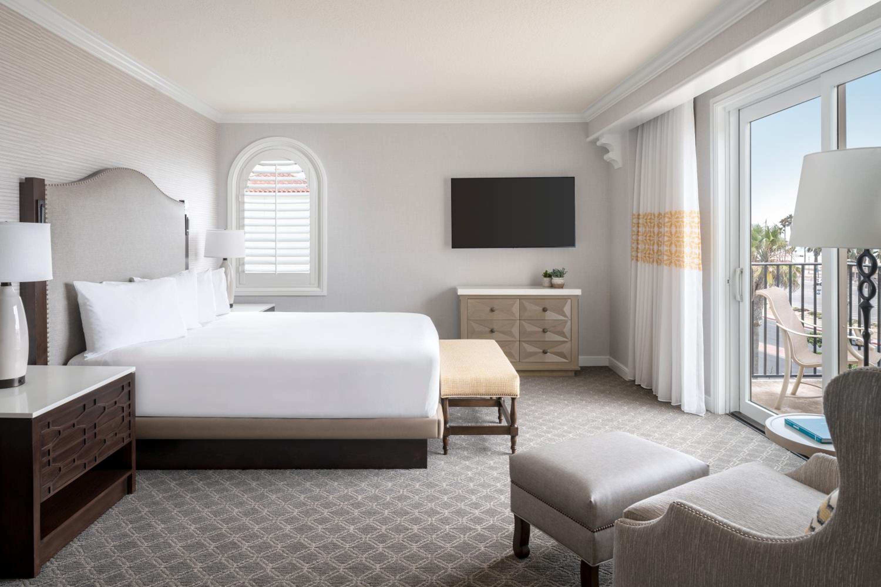Sunset Suite - Photo 4