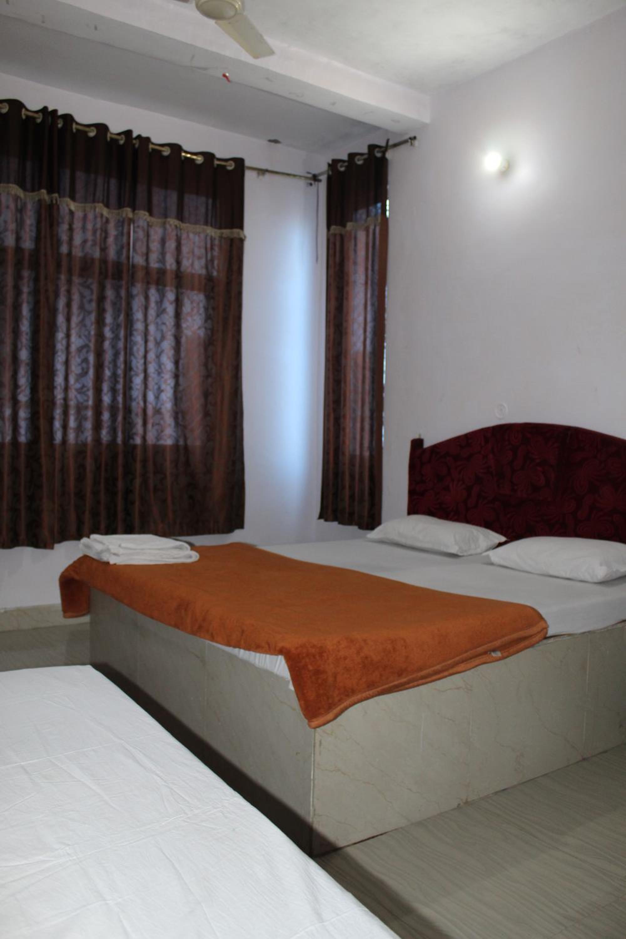 Triple Room With Private Bathroom